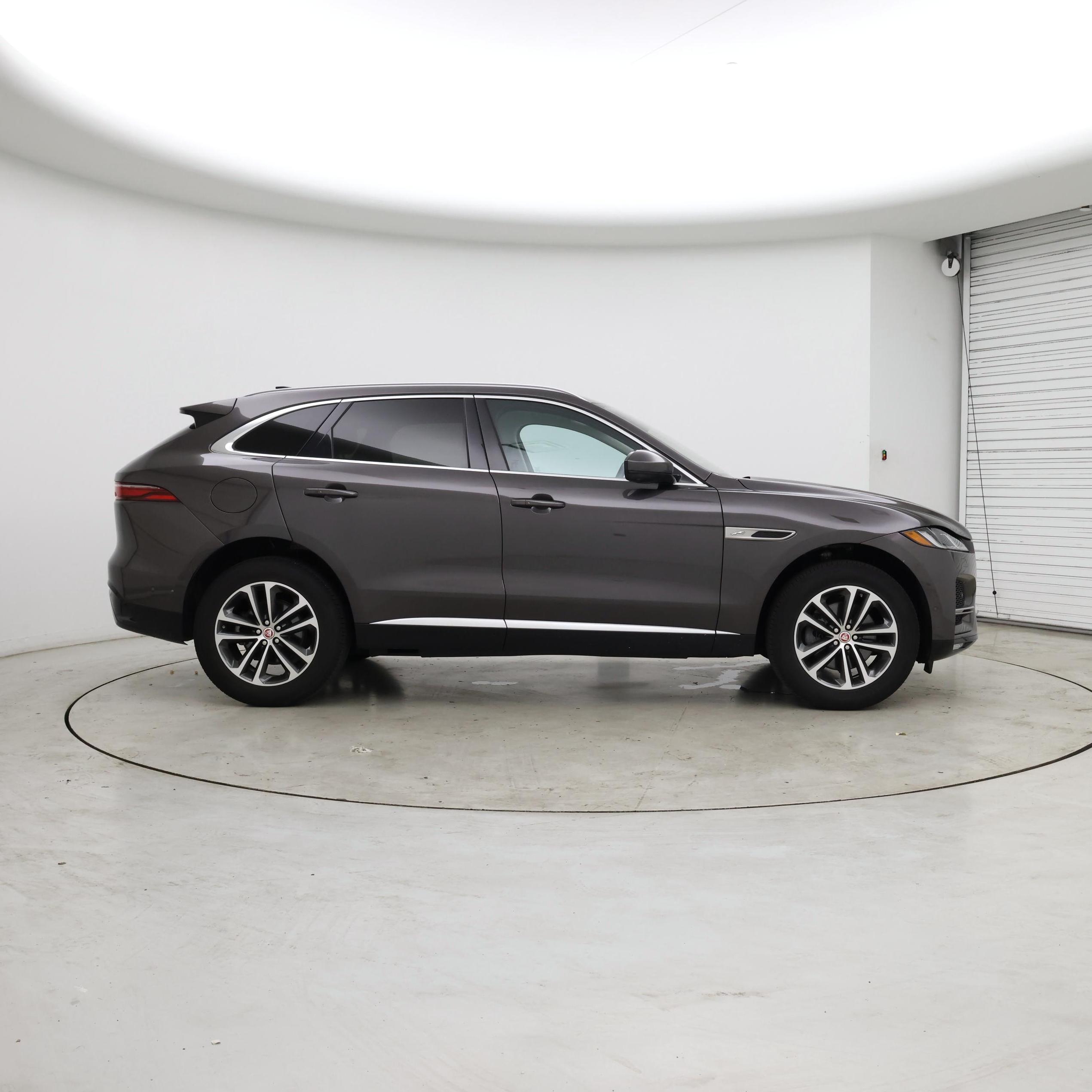 Thumbnail: 2021 Jaguar F-Pace - 7