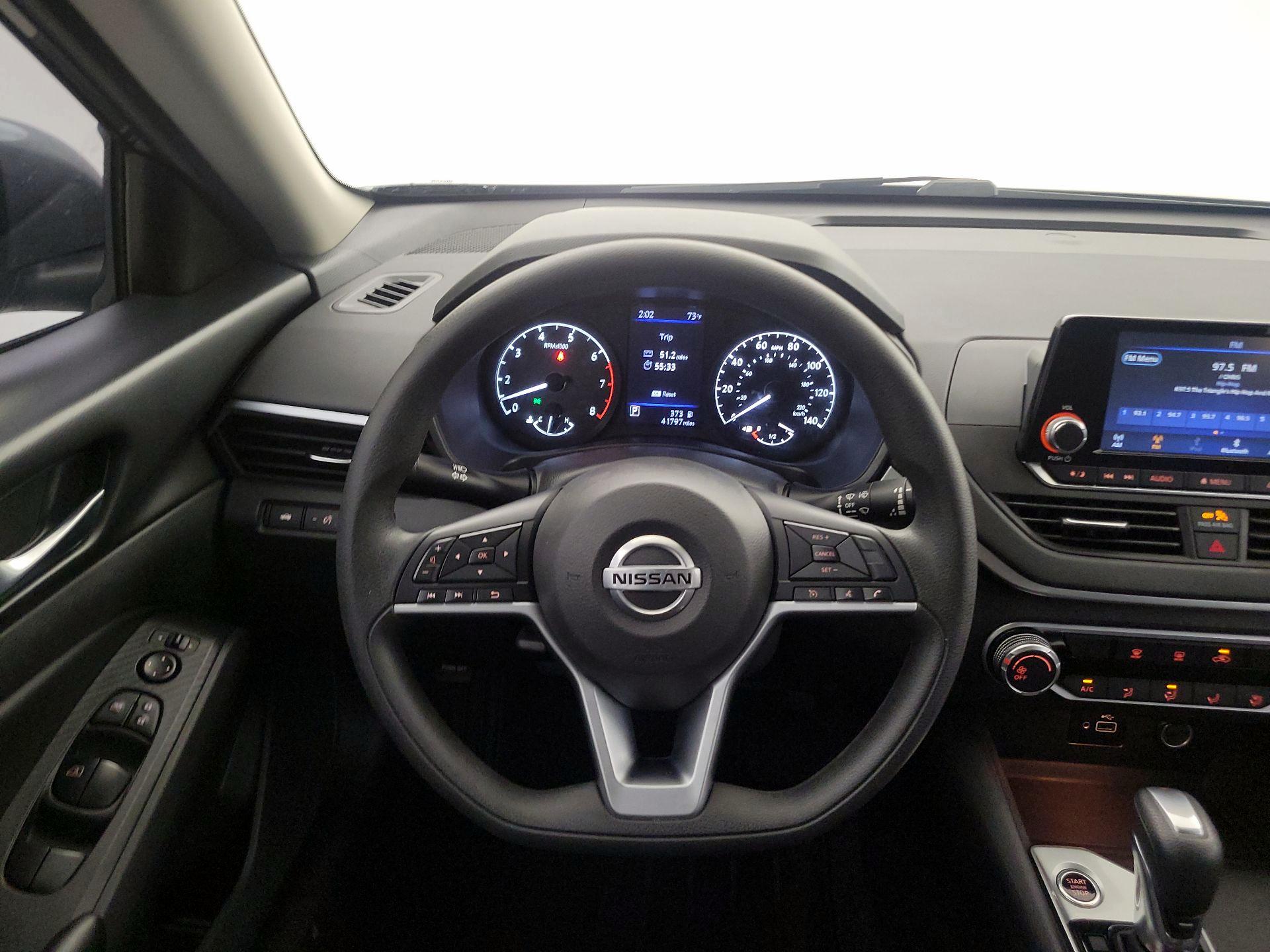 Thumbnail: 2022 Nissan Altima - 10
