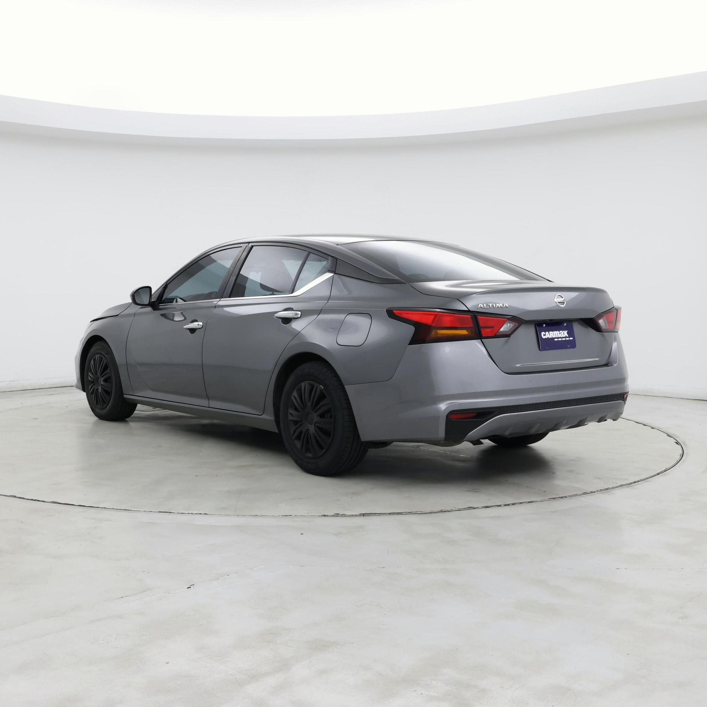 Thumbnail: 2022 Nissan Altima - 2