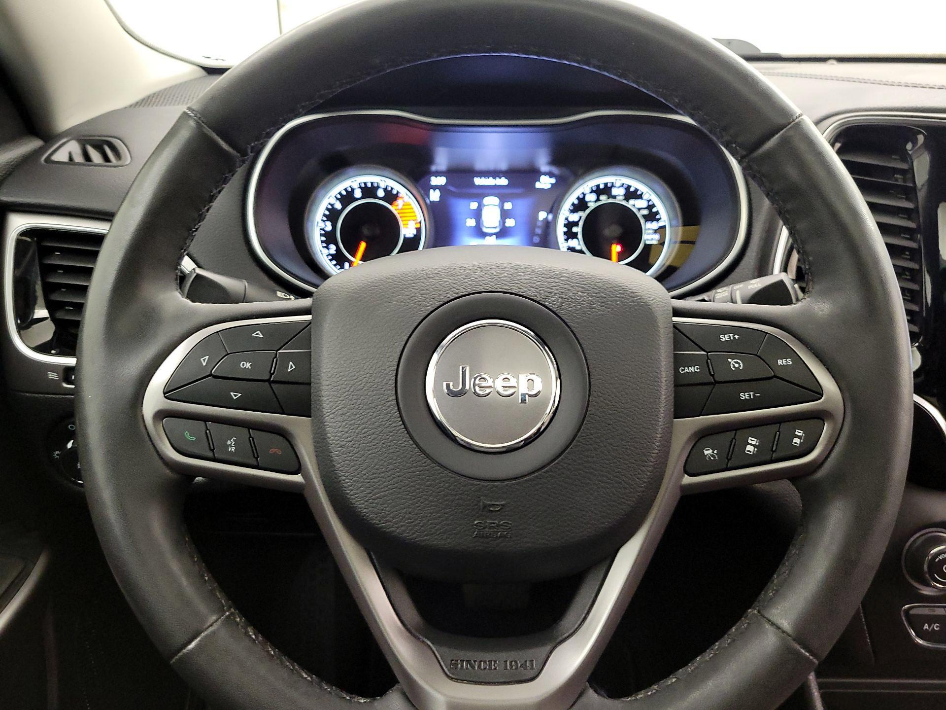 Thumbnail: 2021 Jeep Cherokee - 10