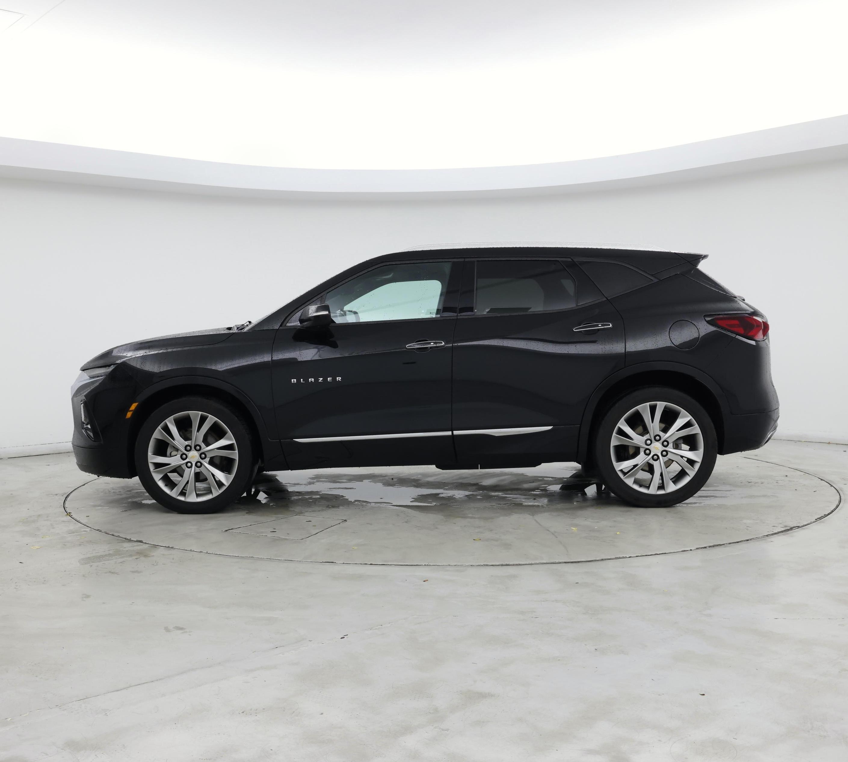 Thumbnail: 2019 Chevrolet Blazer - 3