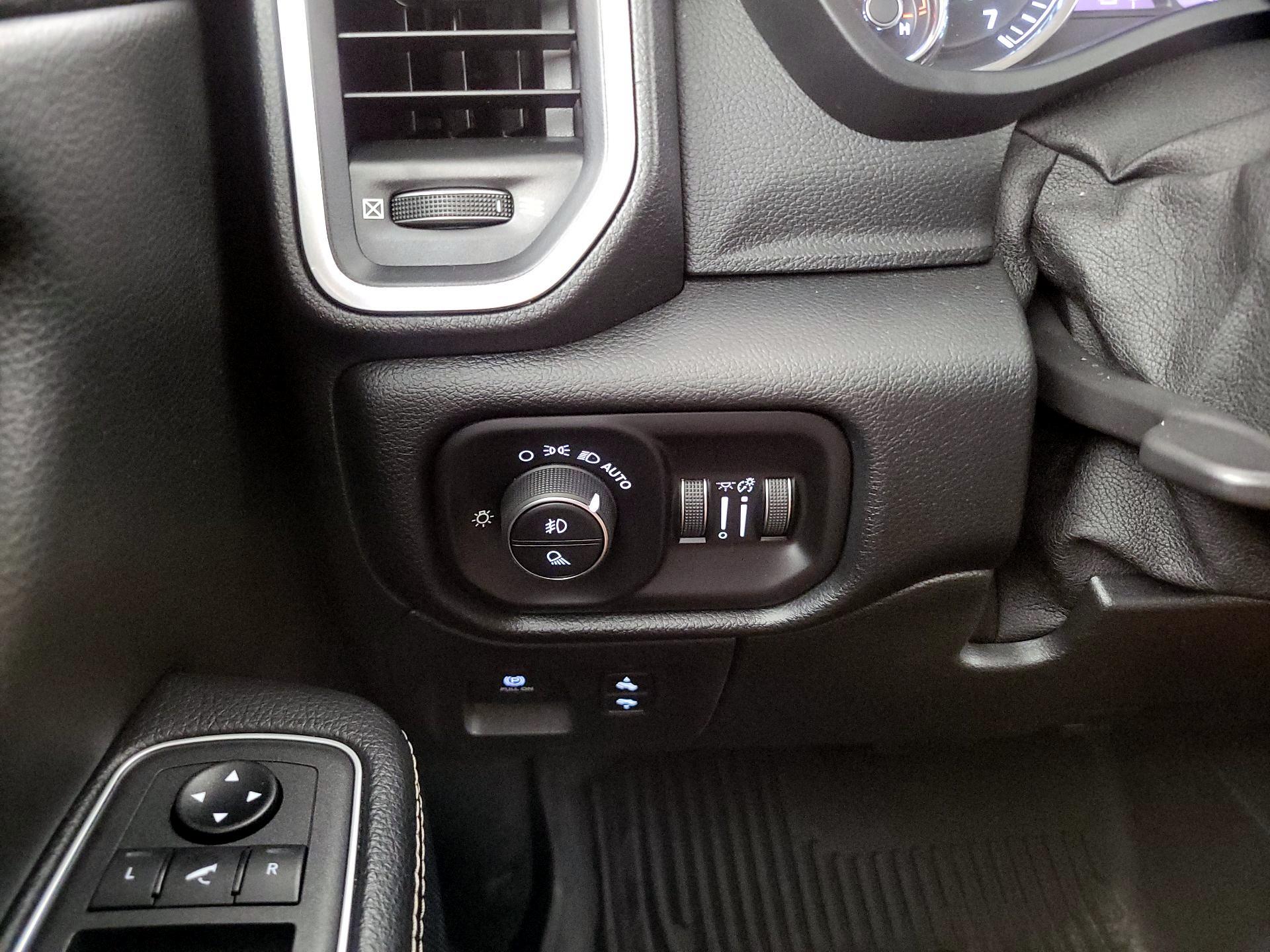 Thumbnail: 2021 RAM 1500 - 13