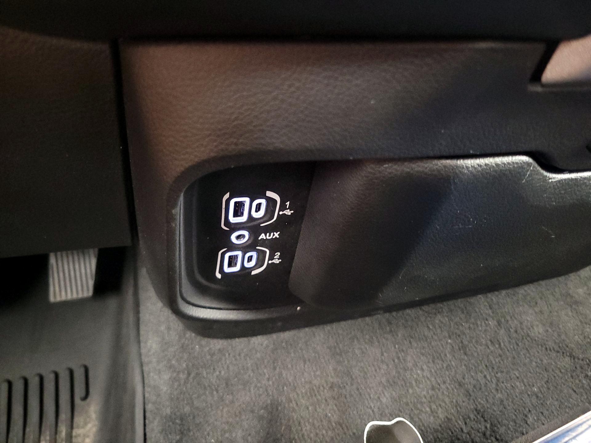 Thumbnail: 2021 RAM 1500 - 18