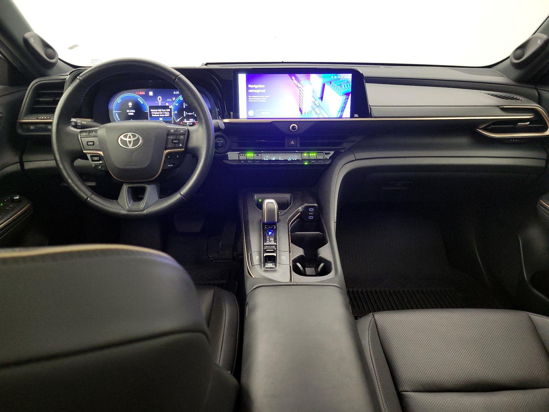 Thumbnail: 2023 Toyota Crown - 9