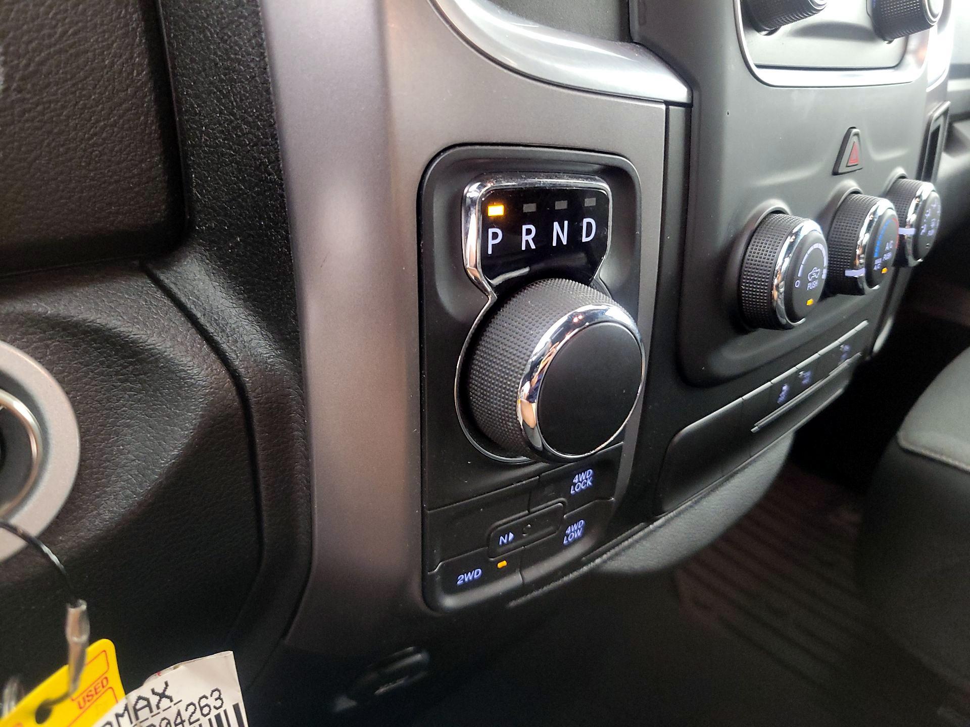 Thumbnail: 2022 RAM 1500 Classic - 17