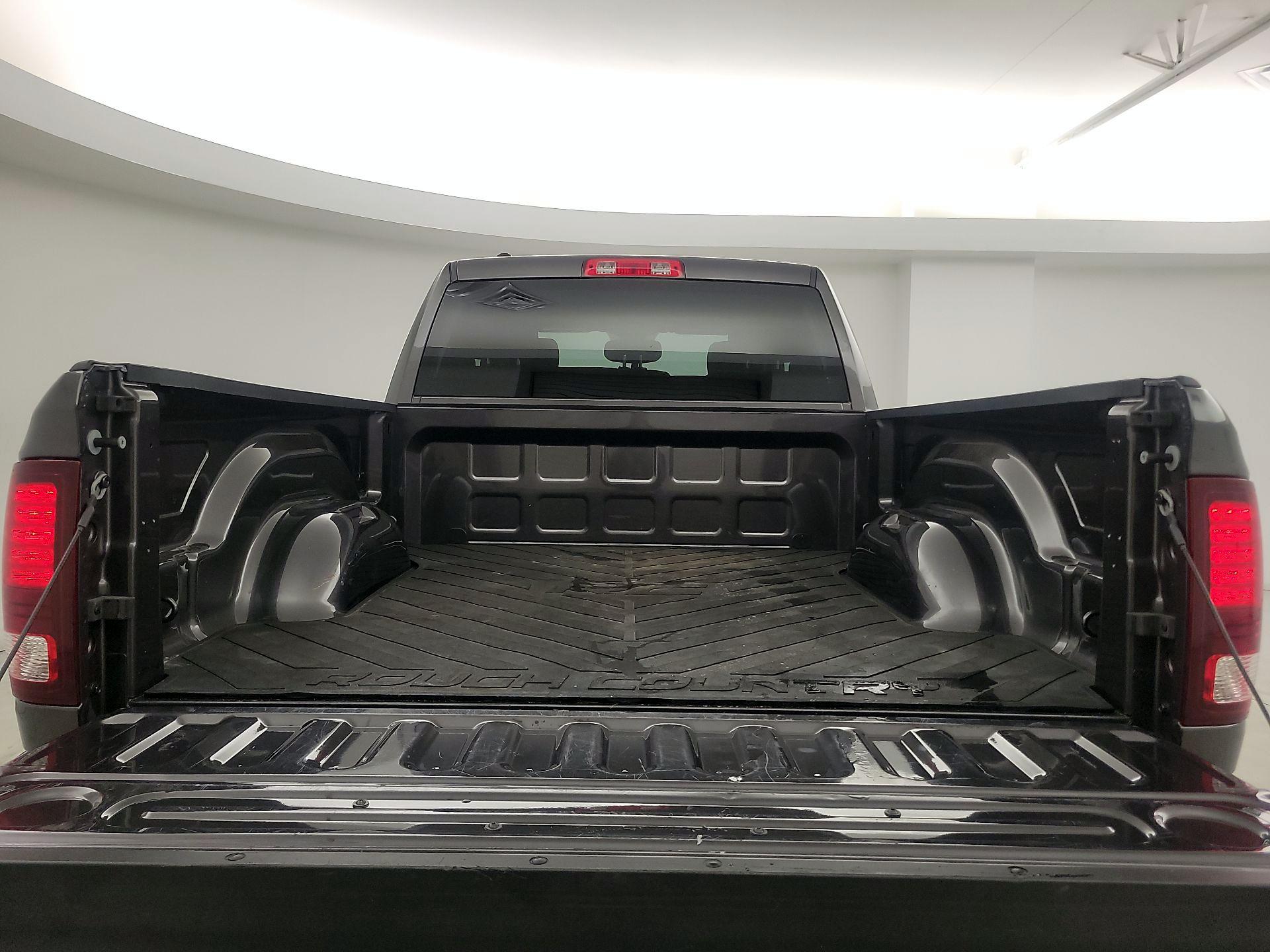 Thumbnail: 2022 RAM 1500 Classic - 20
