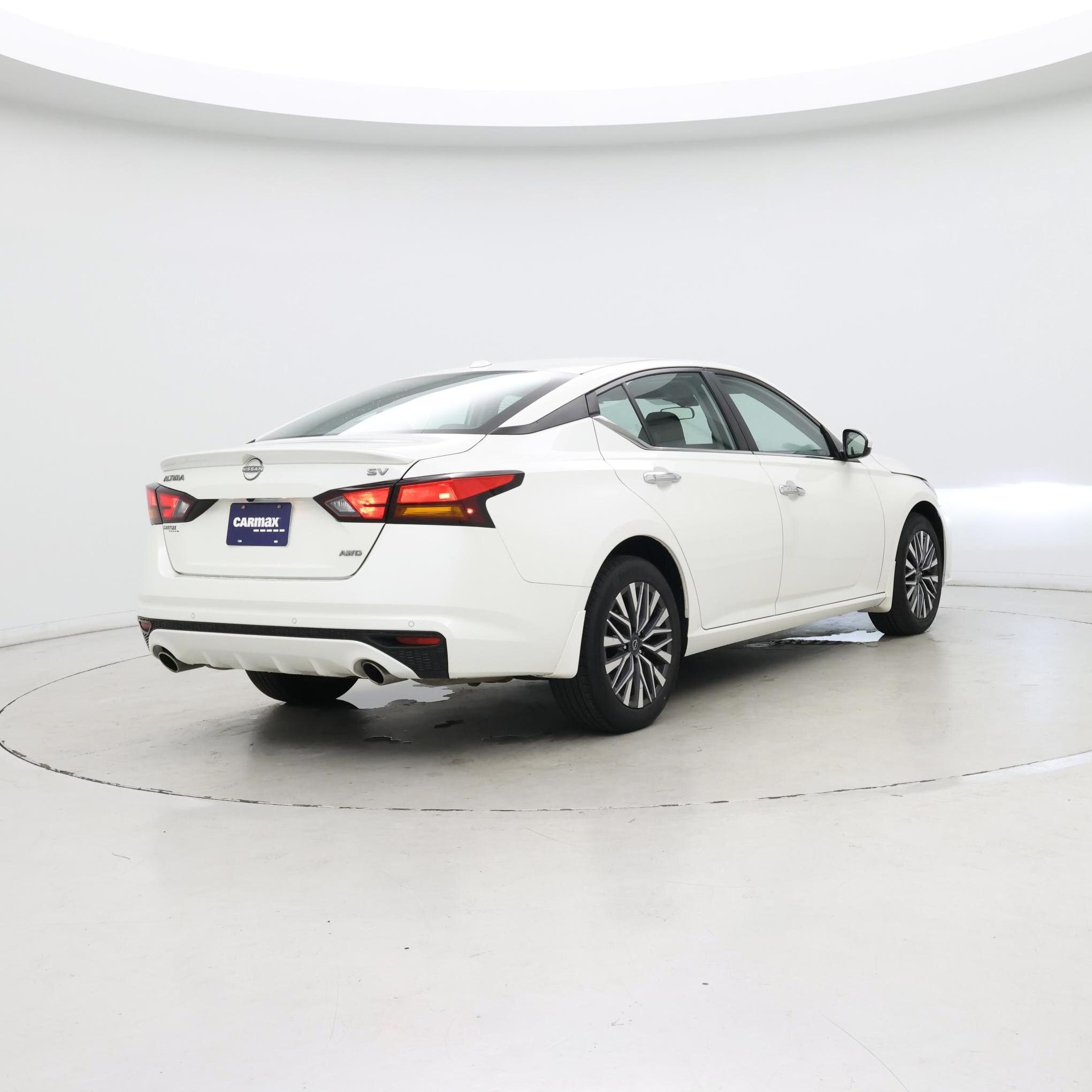 Thumbnail: 2023 Nissan Altima - 8
