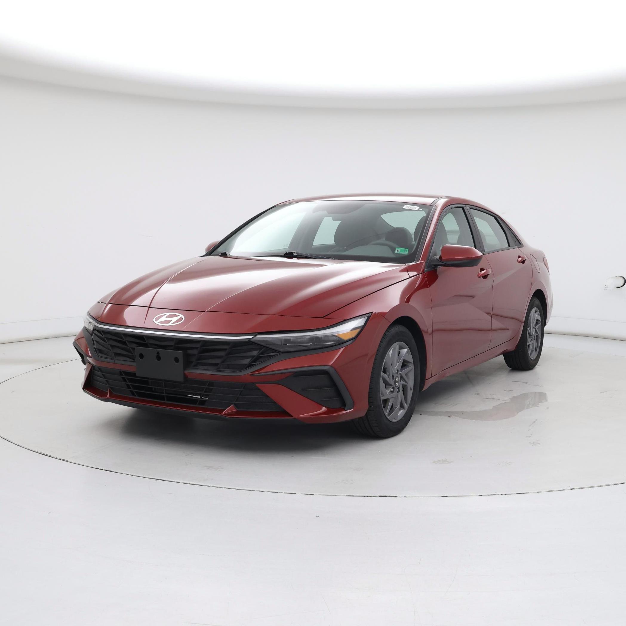 Thumbnail: 2024 Hyundai Elantra - 4