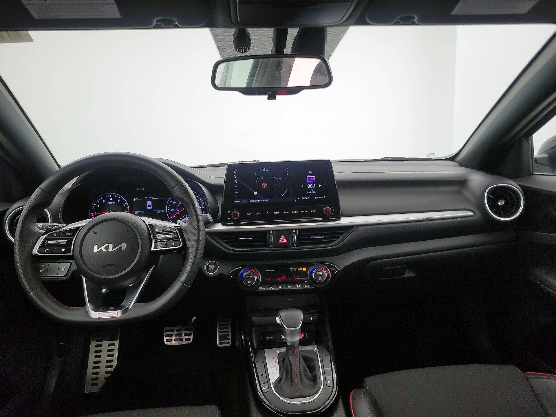 Thumbnail: 2023 Kia Forte - 9