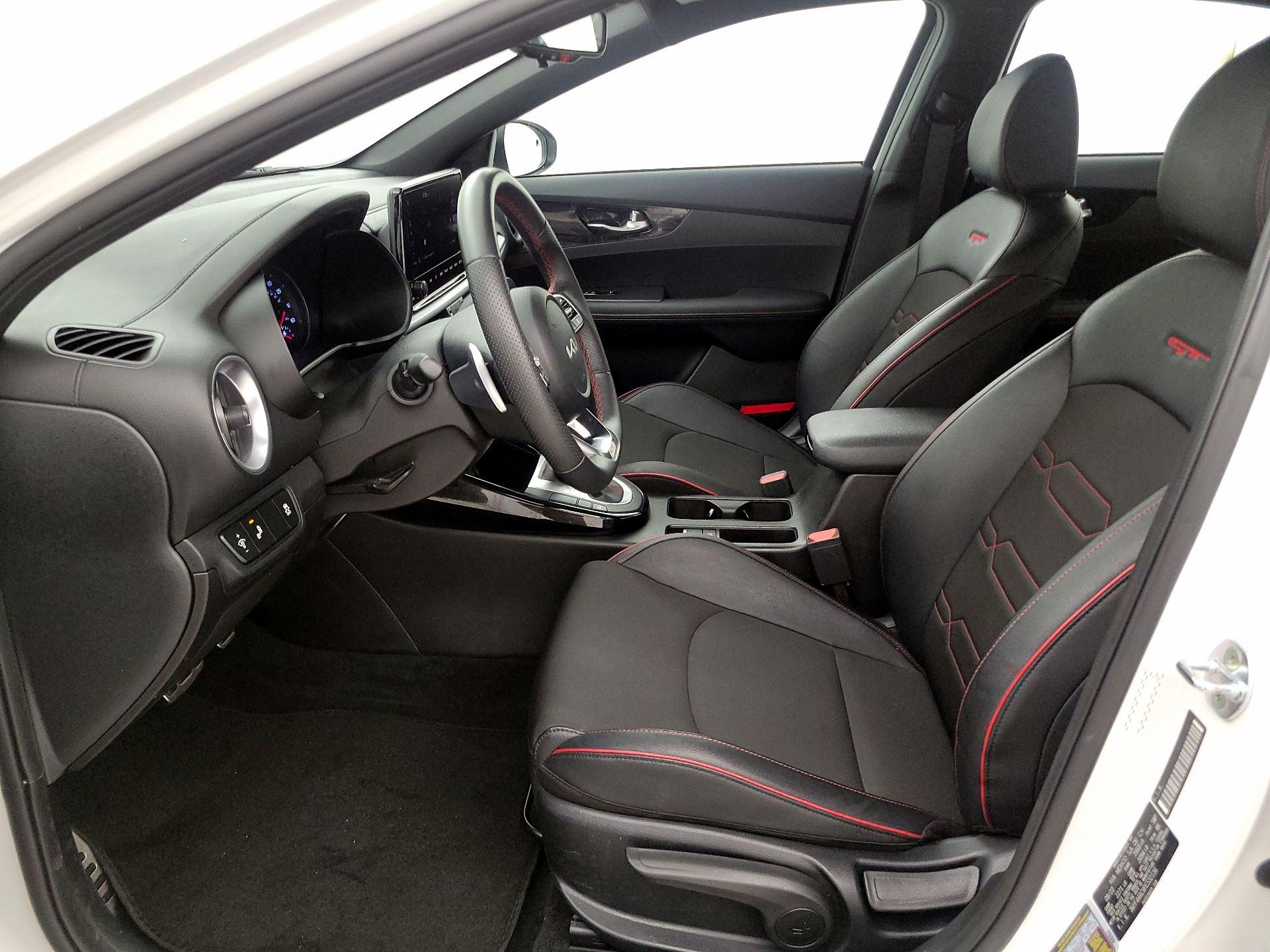 Thumbnail: 2023 Kia Forte - 11