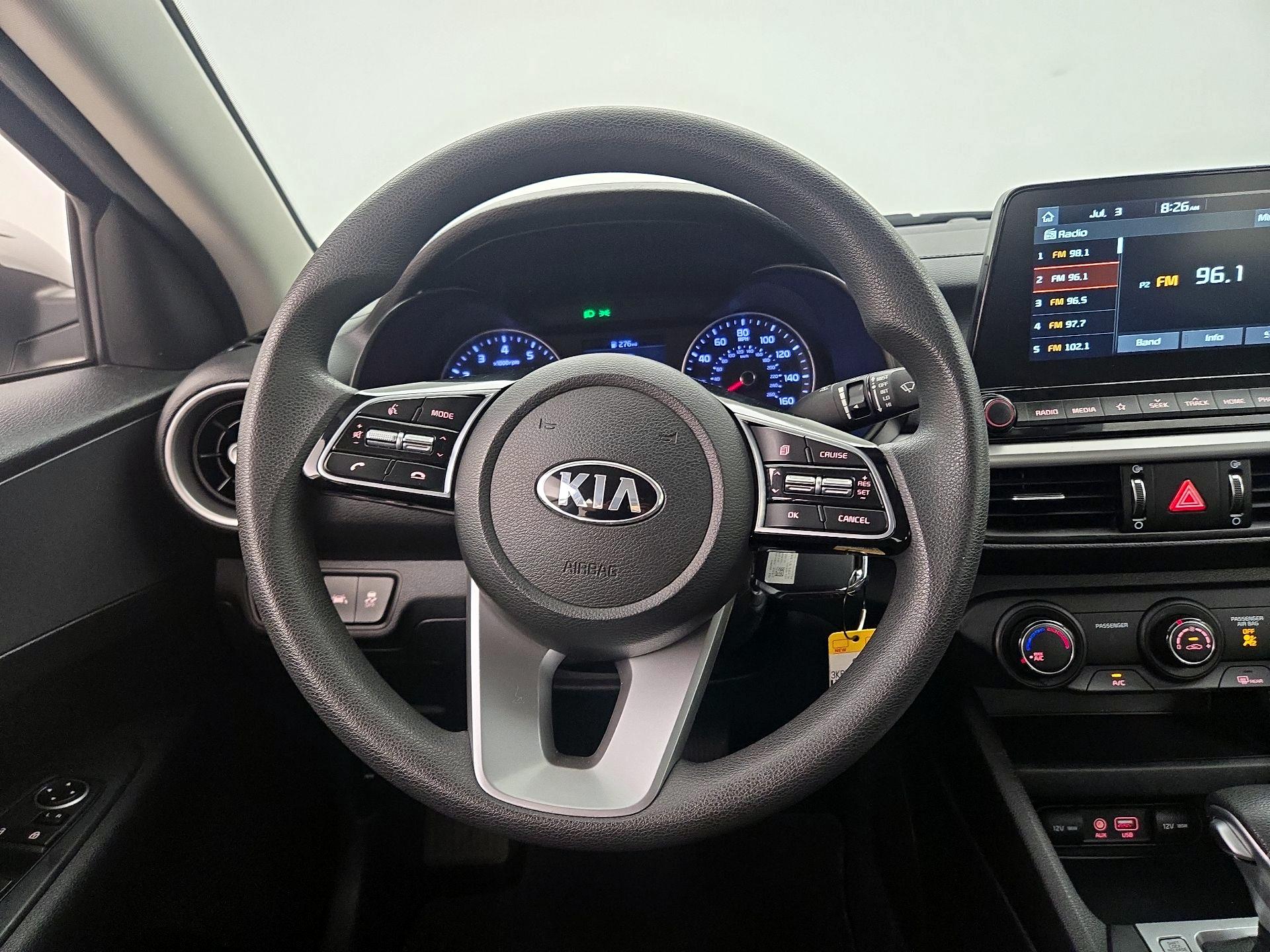 Thumbnail: 2020 Kia Forte - 10