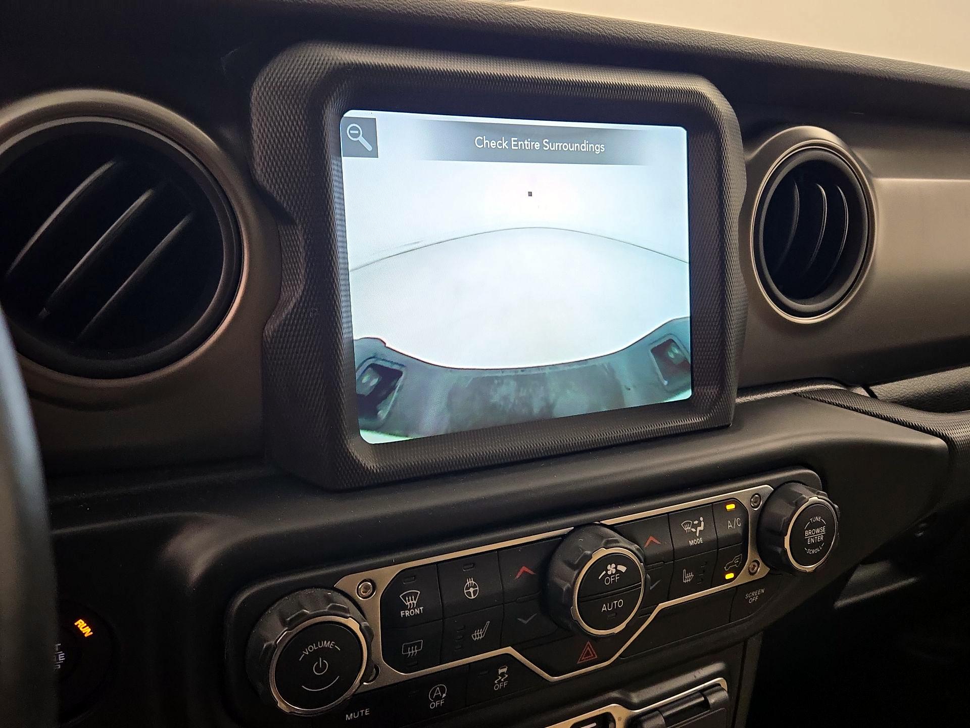 Thumbnail: 2022 Jeep Gladiator - 15