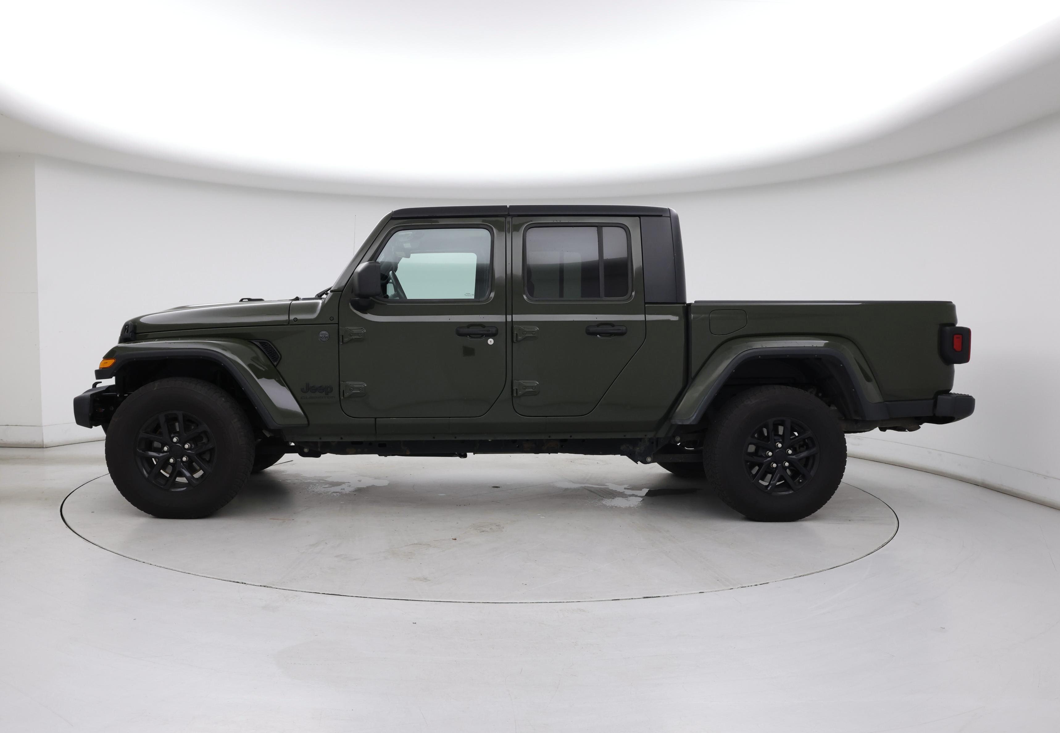 Thumbnail: 2022 Jeep Gladiator - 3