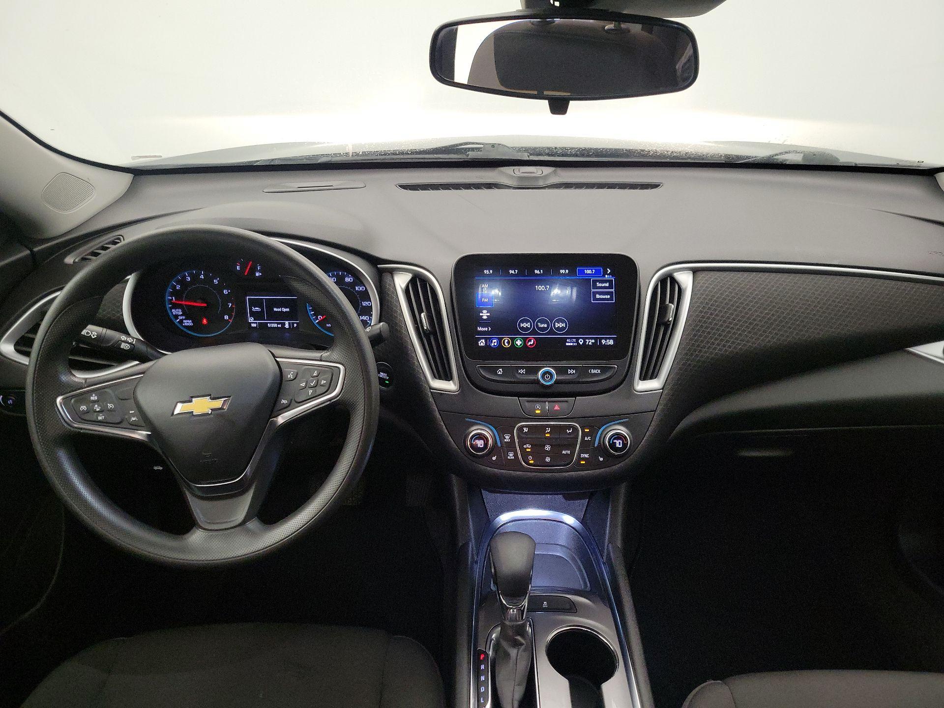 Thumbnail: 2023 Chevrolet Malibu - 9