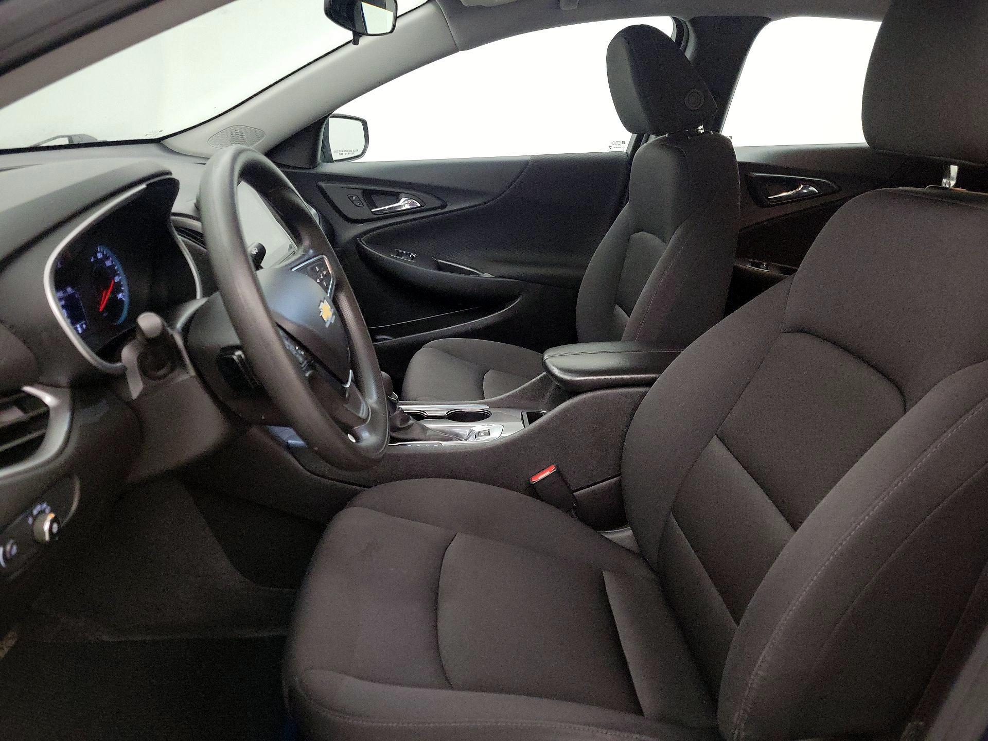 Thumbnail: 2023 Chevrolet Malibu - 11