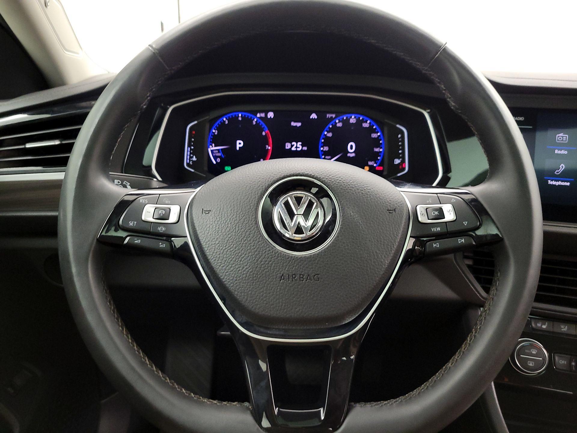 Thumbnail: 2020 Volkswagen Jetta - 10