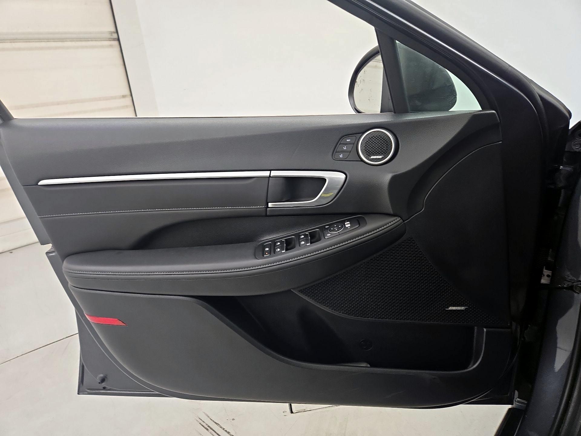 Thumbnail: 2022 Hyundai Sonata - 12
