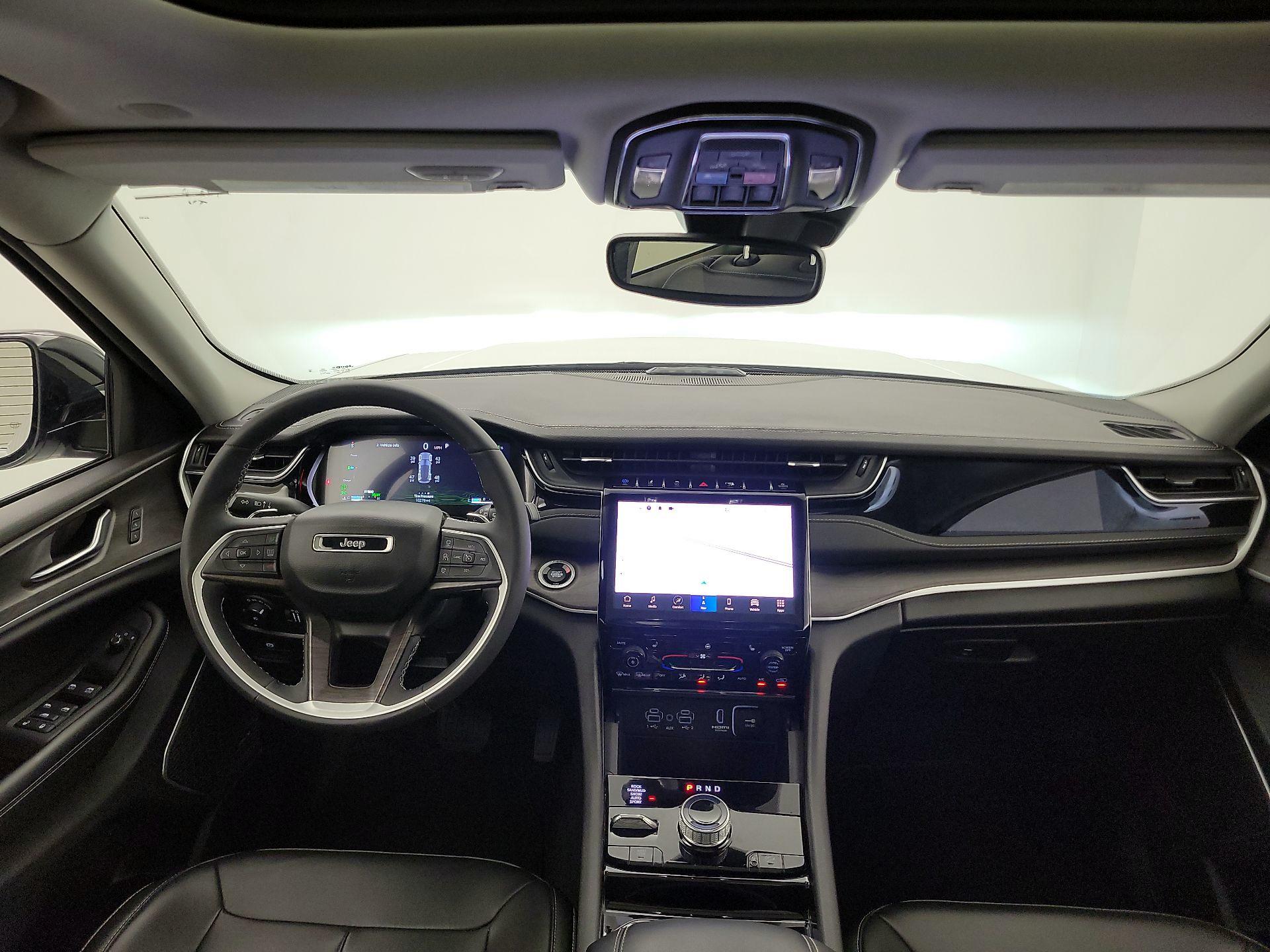 Thumbnail: 2023 Jeep Grand Cherokee - 9
