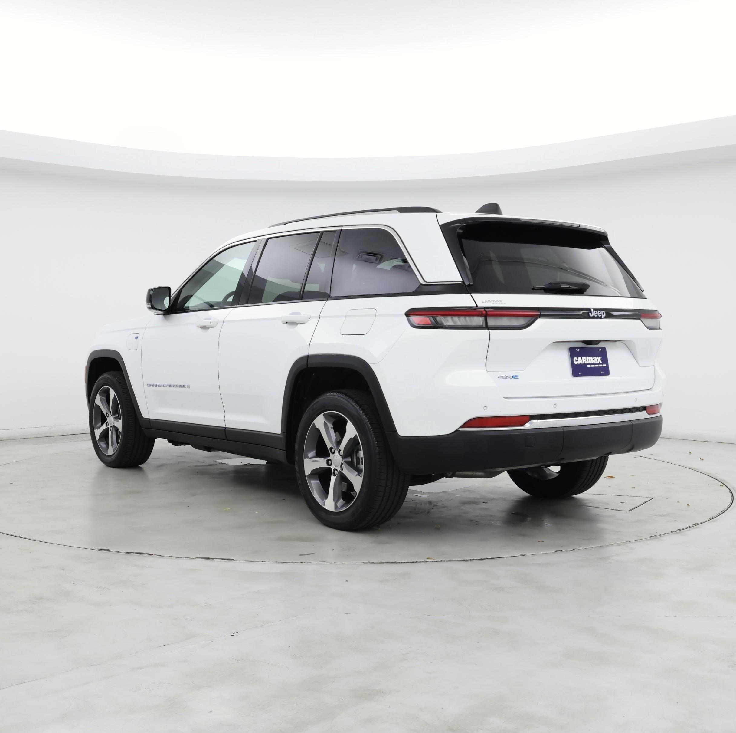 Thumbnail: 2023 Jeep Grand Cherokee - 2