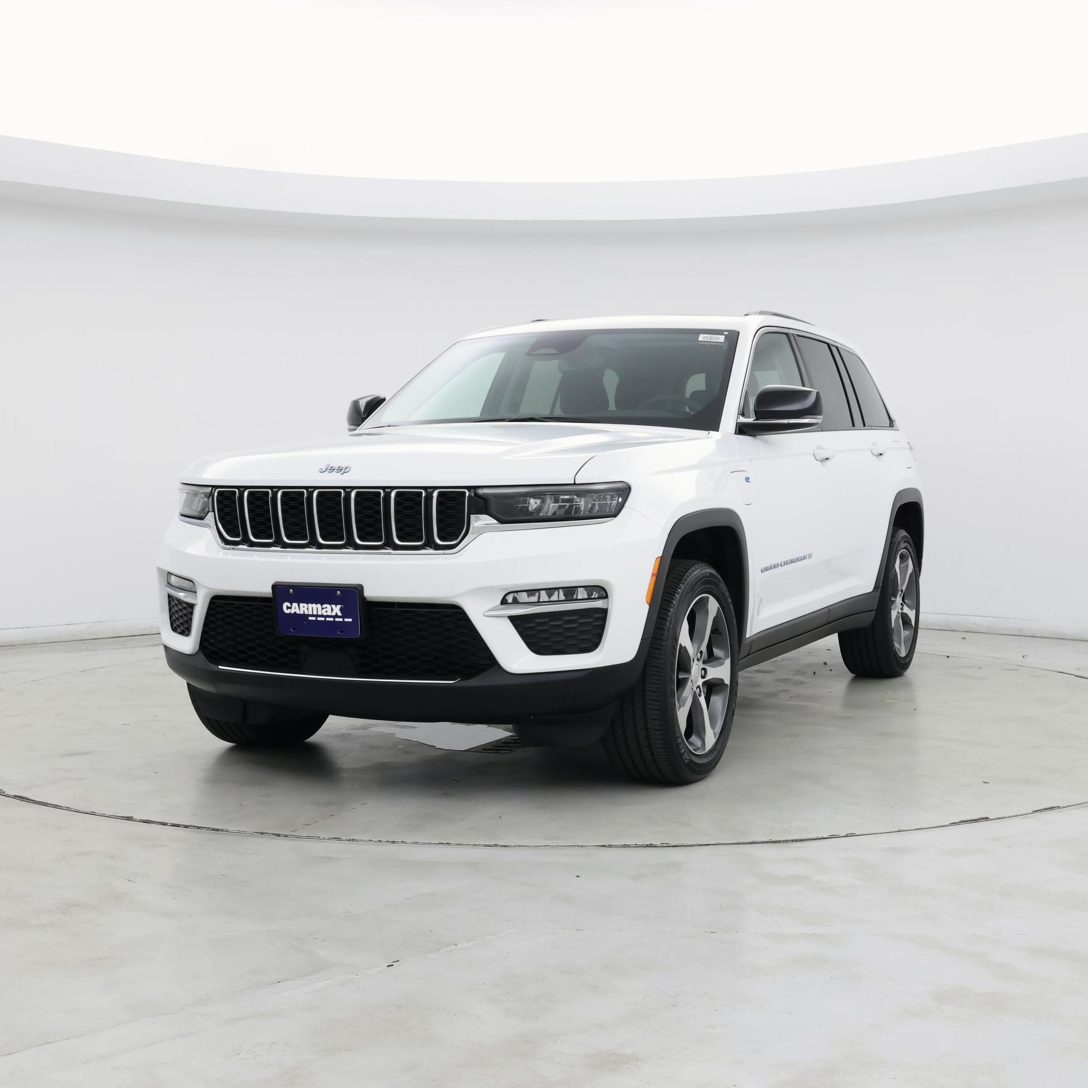 Thumbnail: 2023 Jeep Grand Cherokee - 4