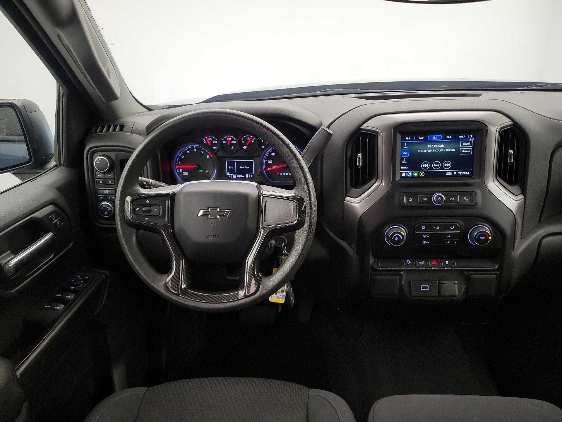 Thumbnail: 2019 Chevrolet Silverado 1500 - 10