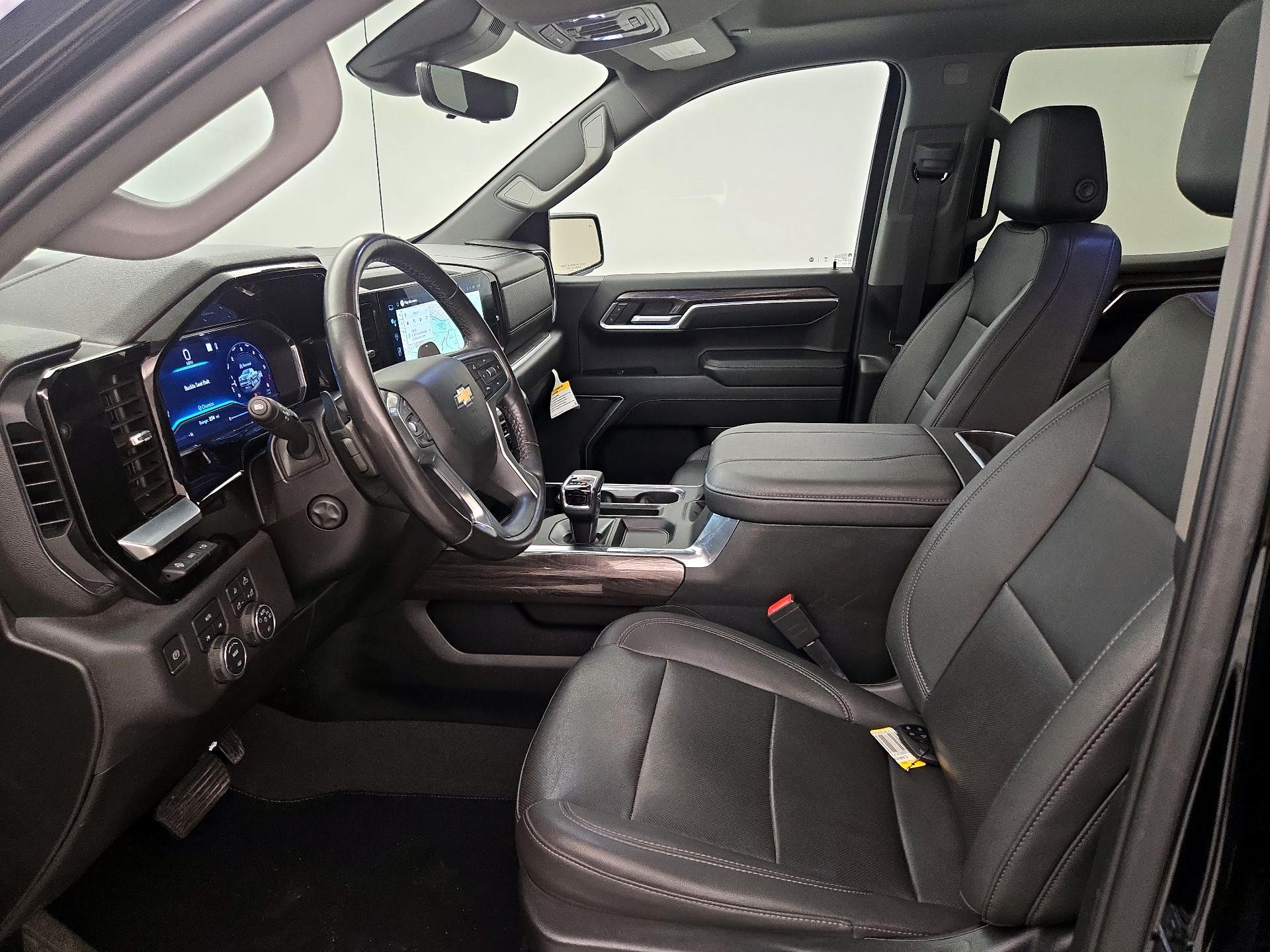 Thumbnail: 2023 Chevrolet Silverado 1500 - 11