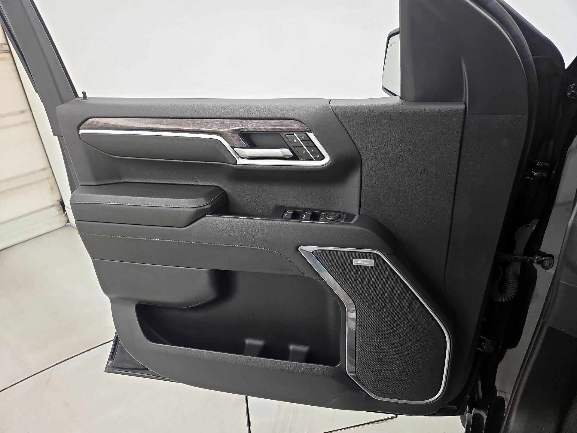 Thumbnail: 2023 Chevrolet Silverado 1500 - 12