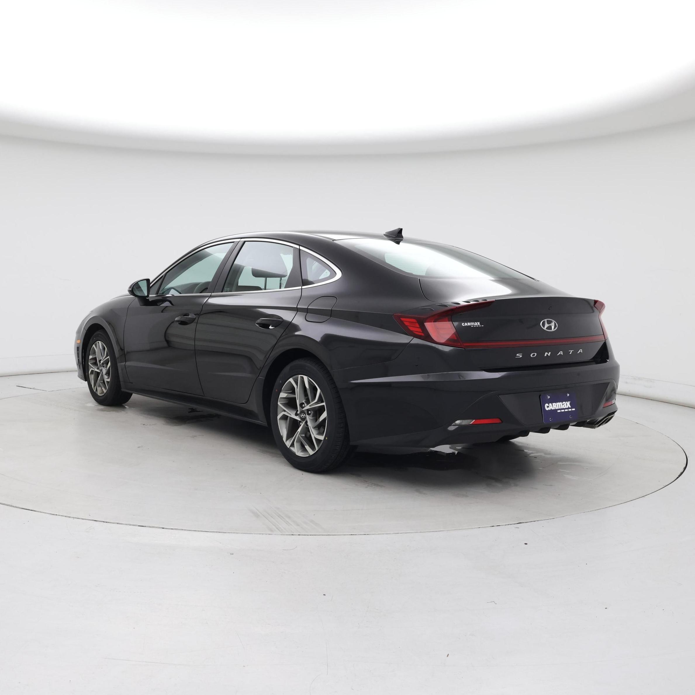 Thumbnail: 2022 Hyundai Sonata - 2