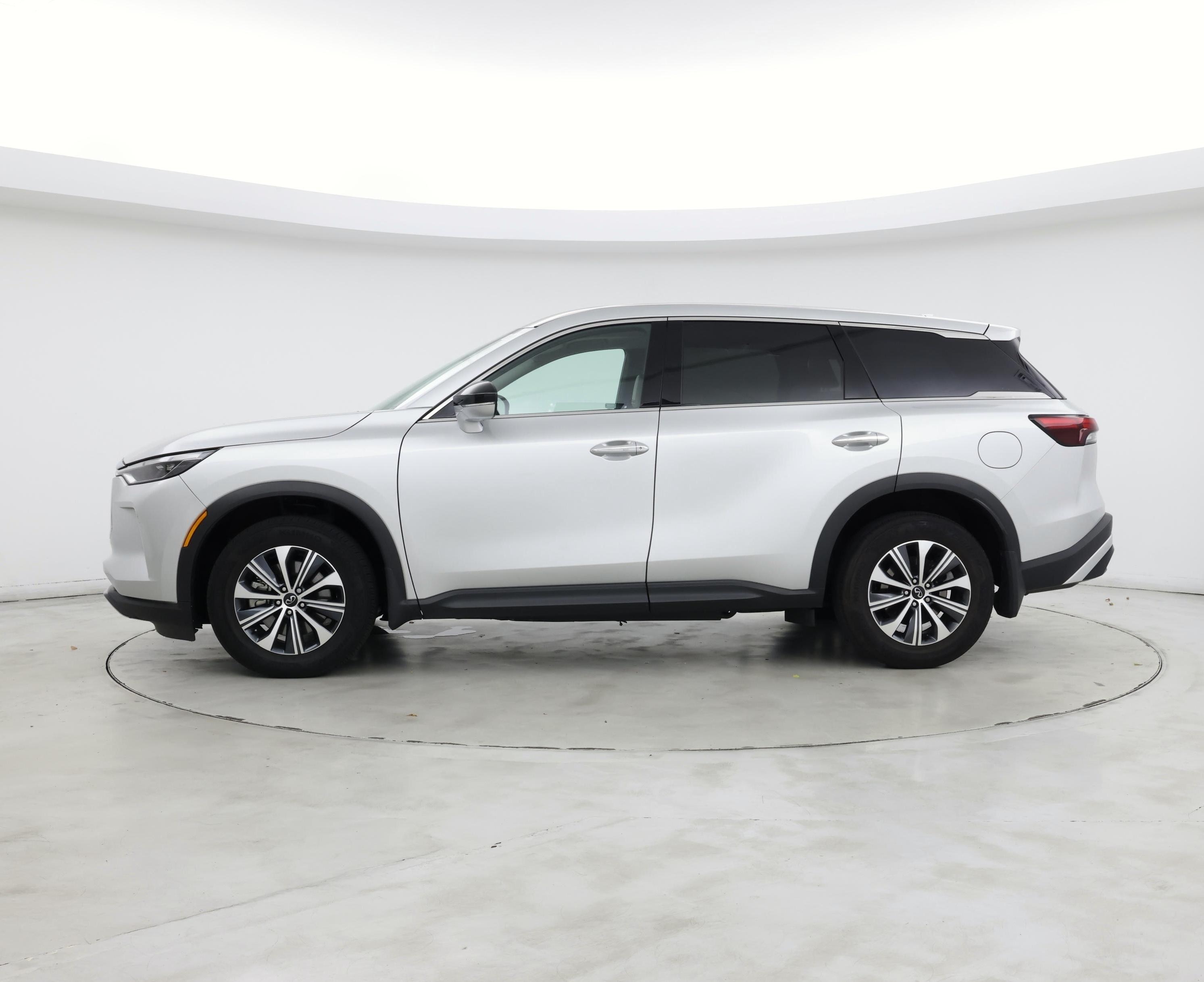 Thumbnail: 2023 INFINITI QX60 - 3