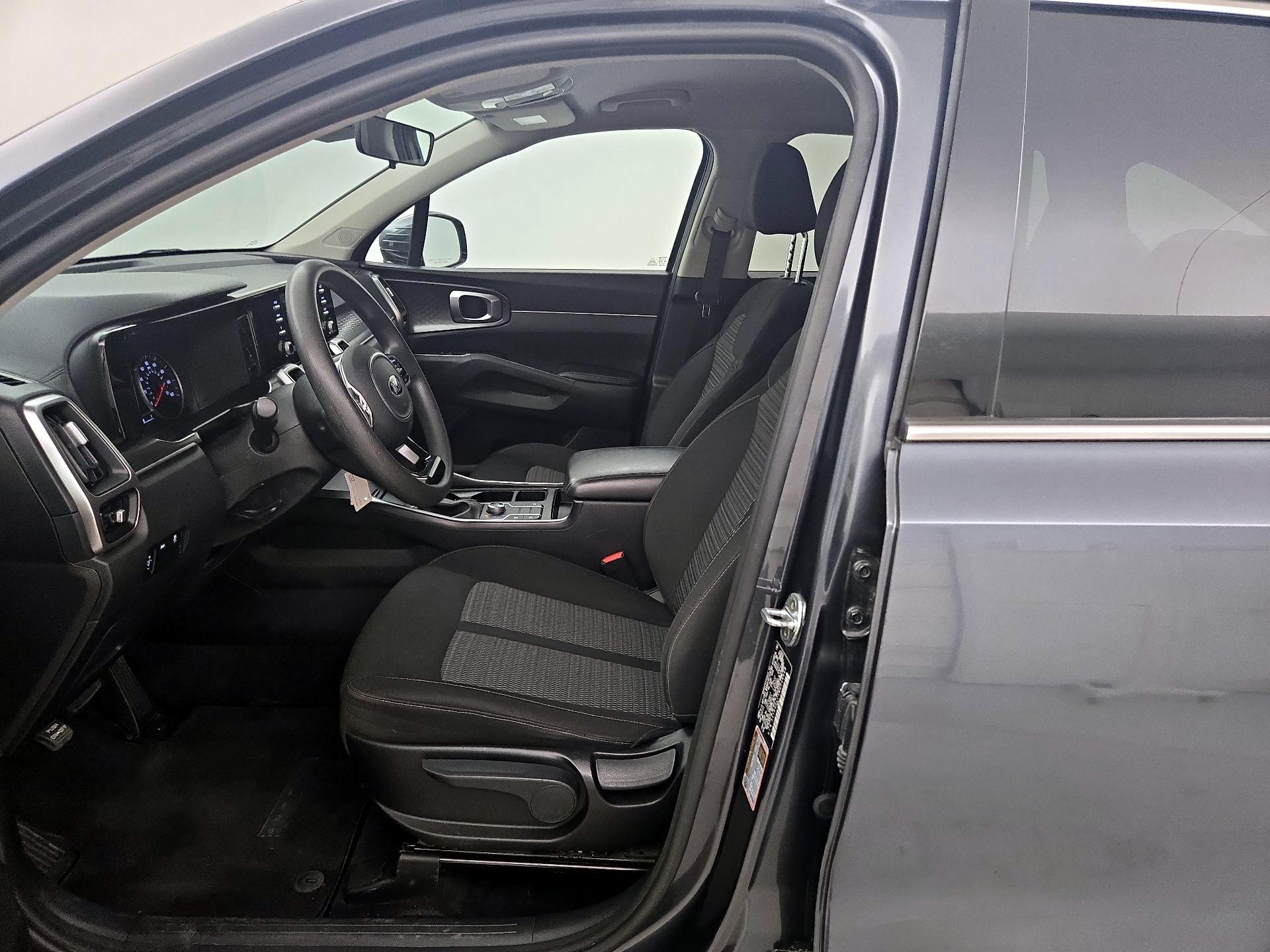 Thumbnail: 2021 Kia Sorento - 11