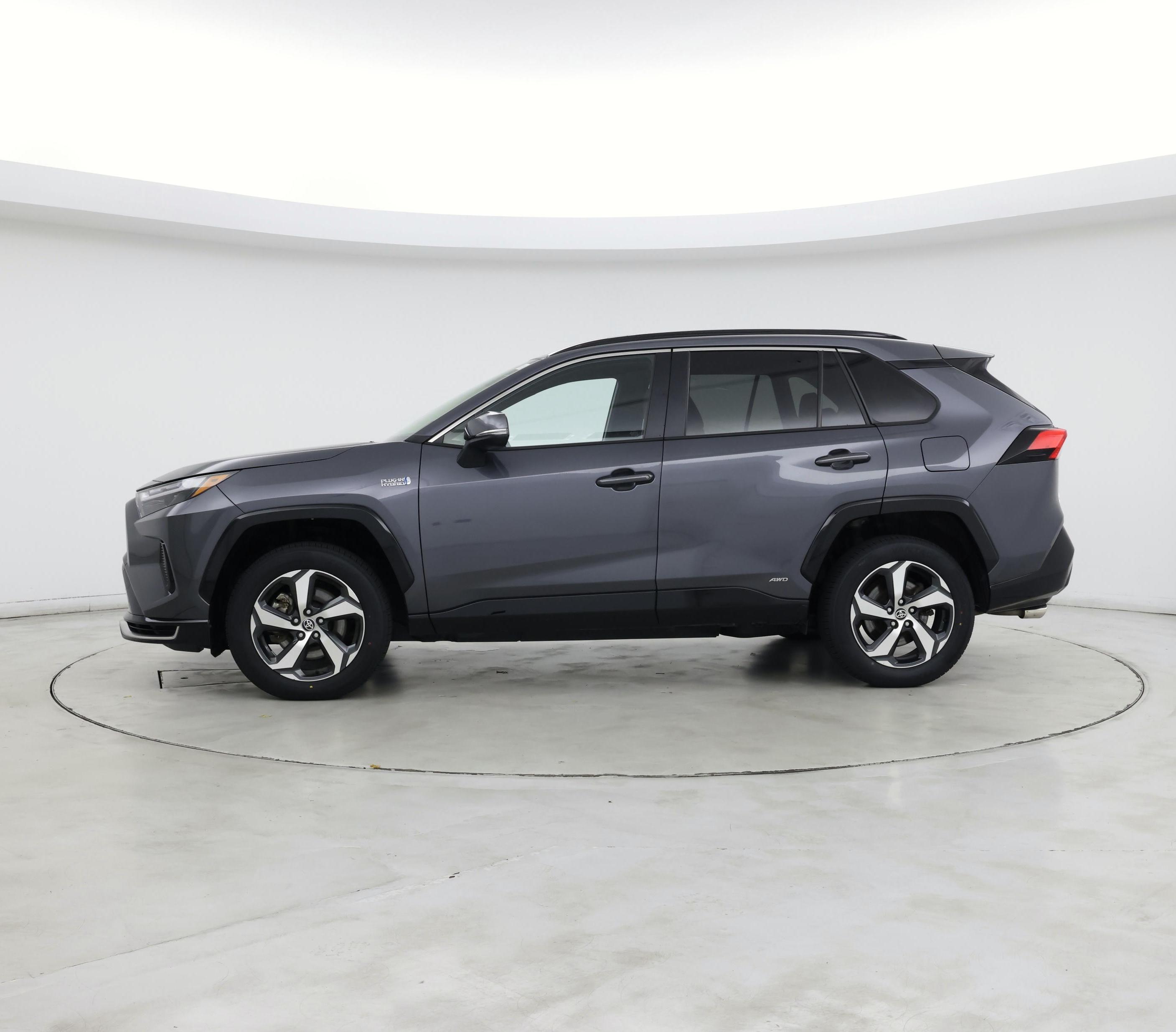 Thumbnail: 2022 Toyota RAV4 - 3