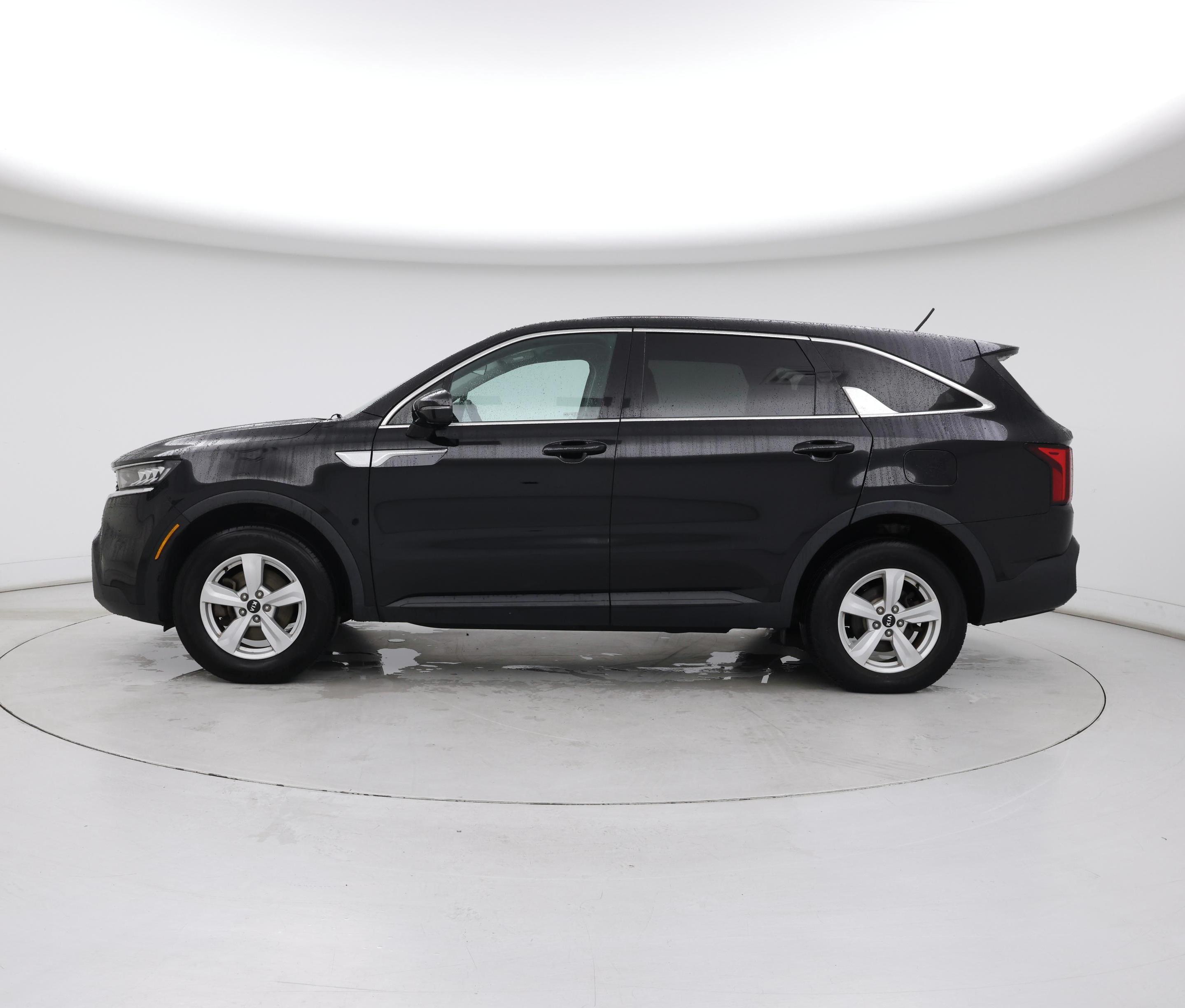 Thumbnail: 2021 Kia Sorento - 3