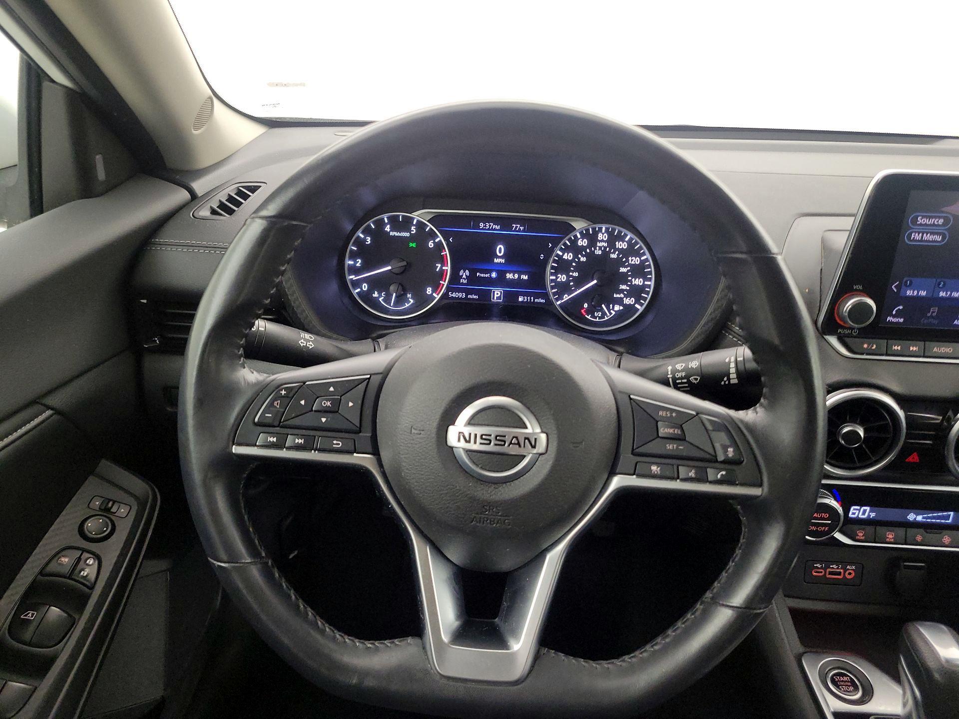 Thumbnail: 2021 Nissan Sentra - 10
