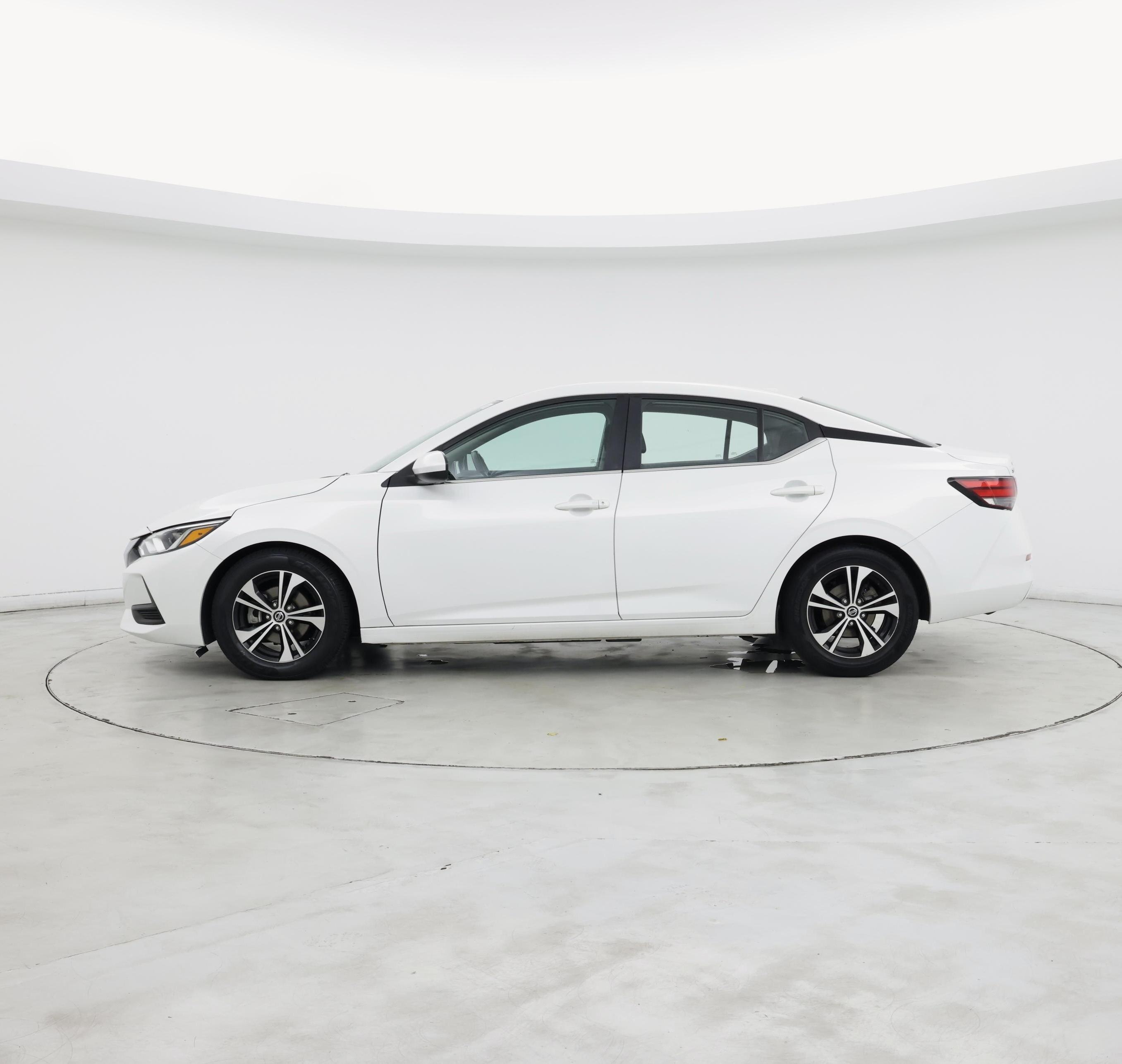 Thumbnail: 2021 Nissan Sentra - 3