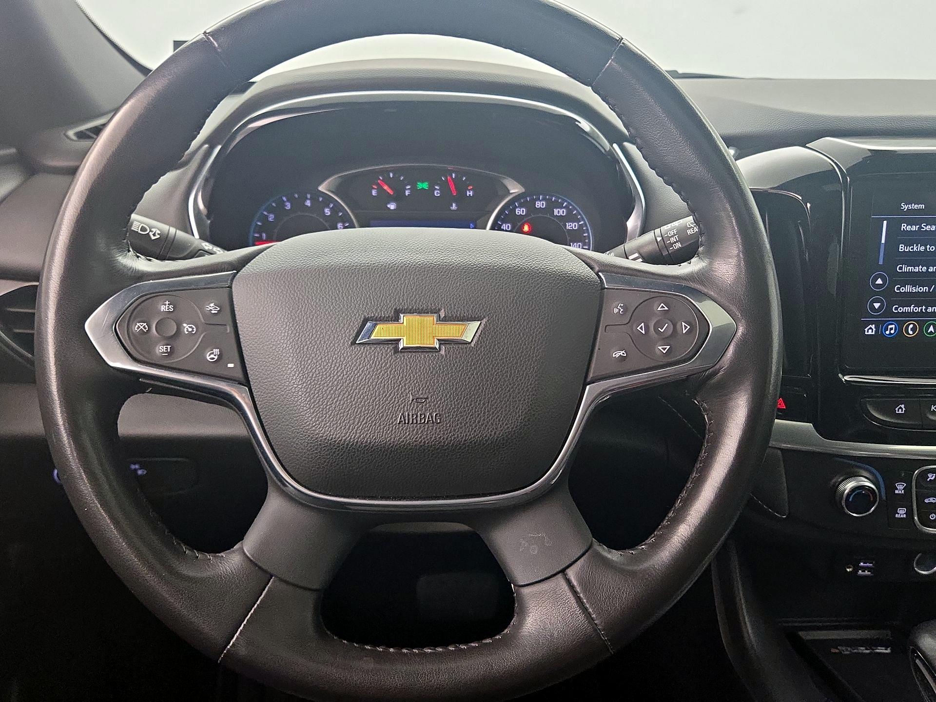 Thumbnail: 2022 Chevrolet Traverse - 10