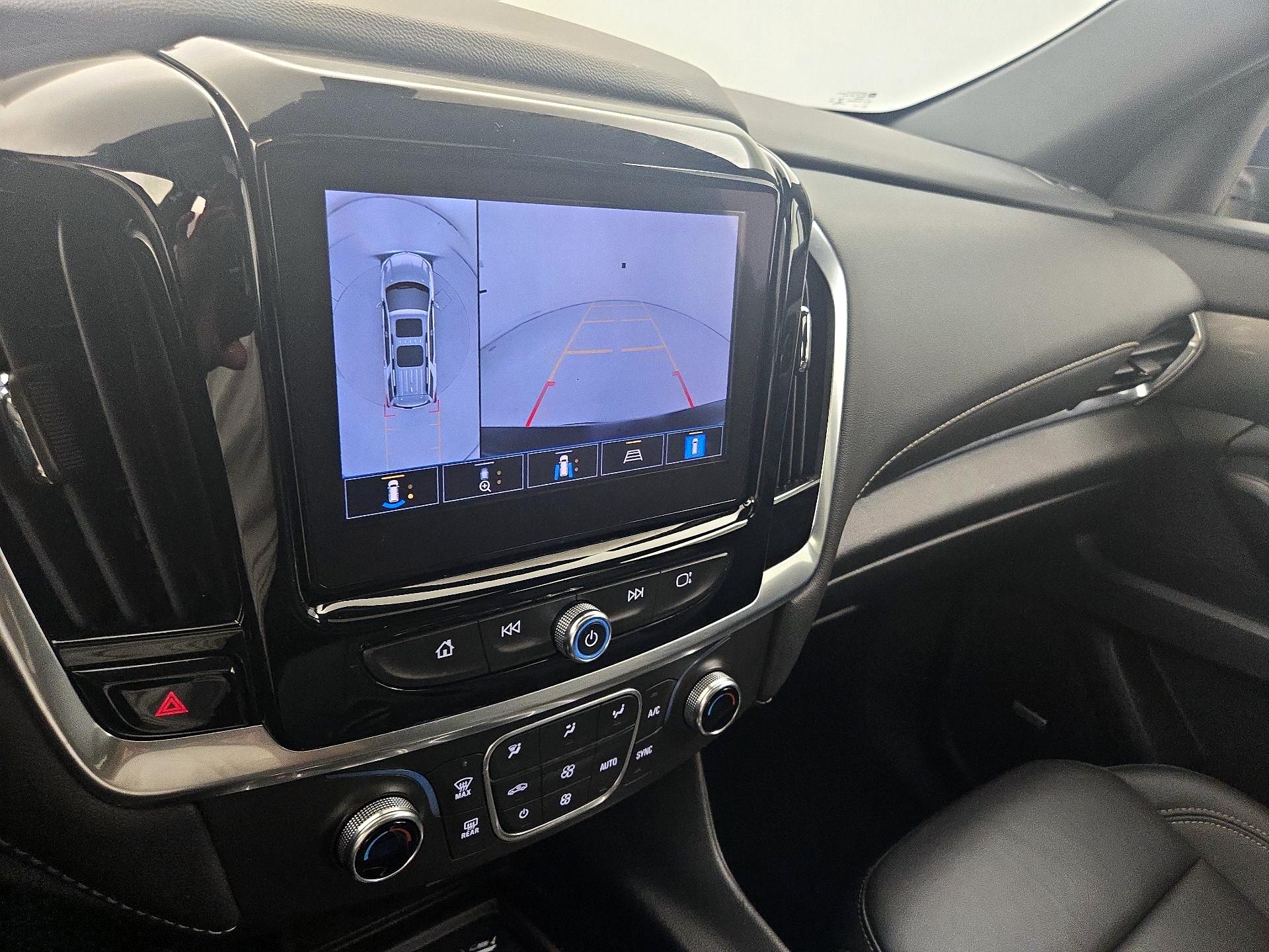 Thumbnail: 2022 Chevrolet Traverse - 15