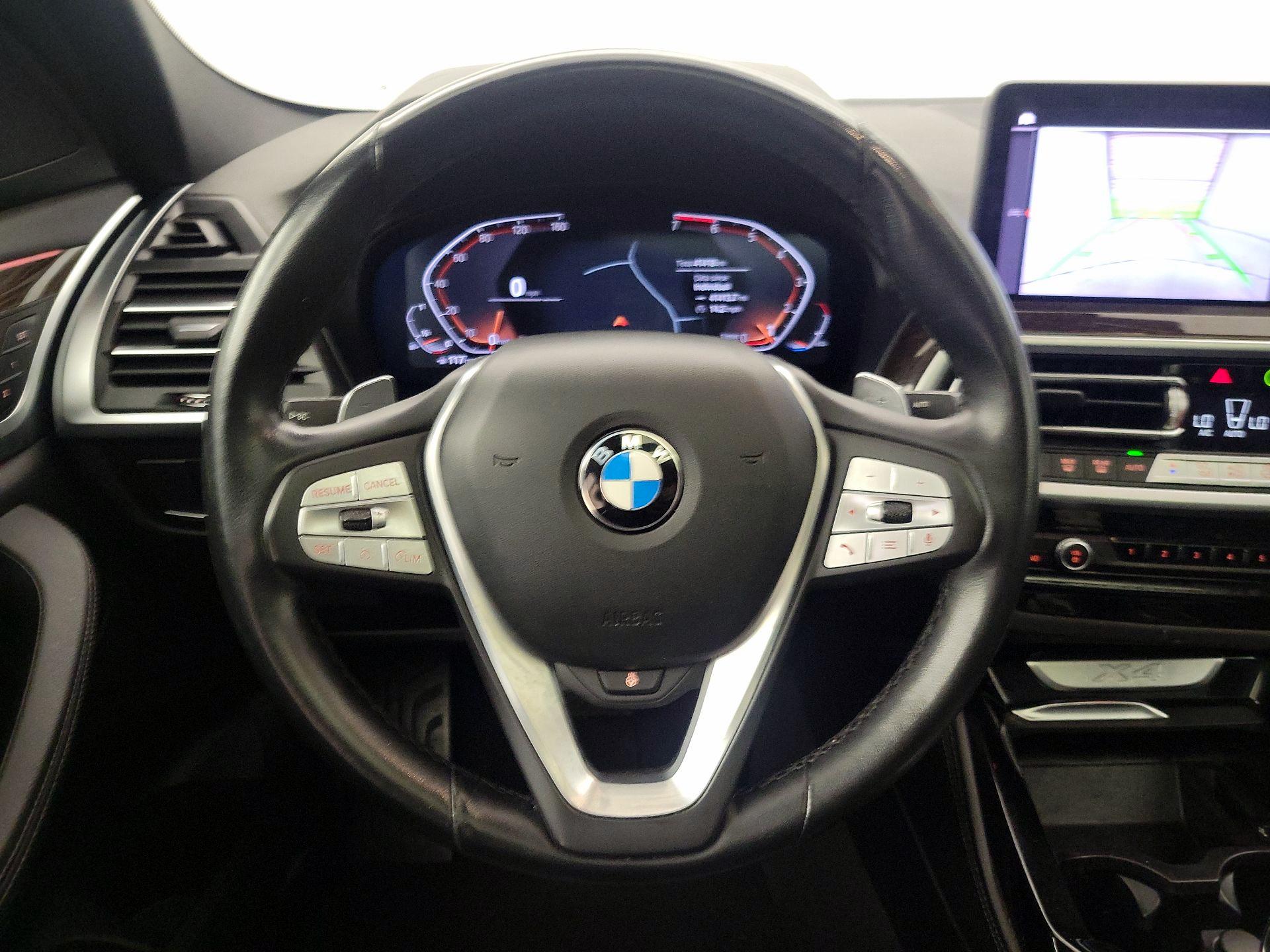 Thumbnail: 2022 BMW X4 - 10