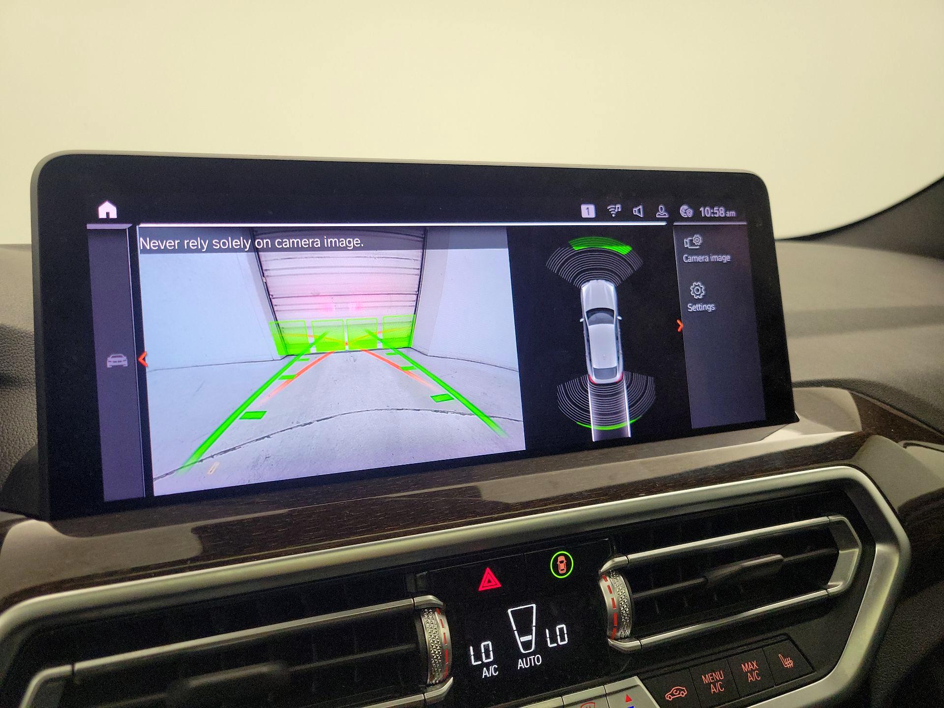 Thumbnail: 2022 BMW X4 - 14