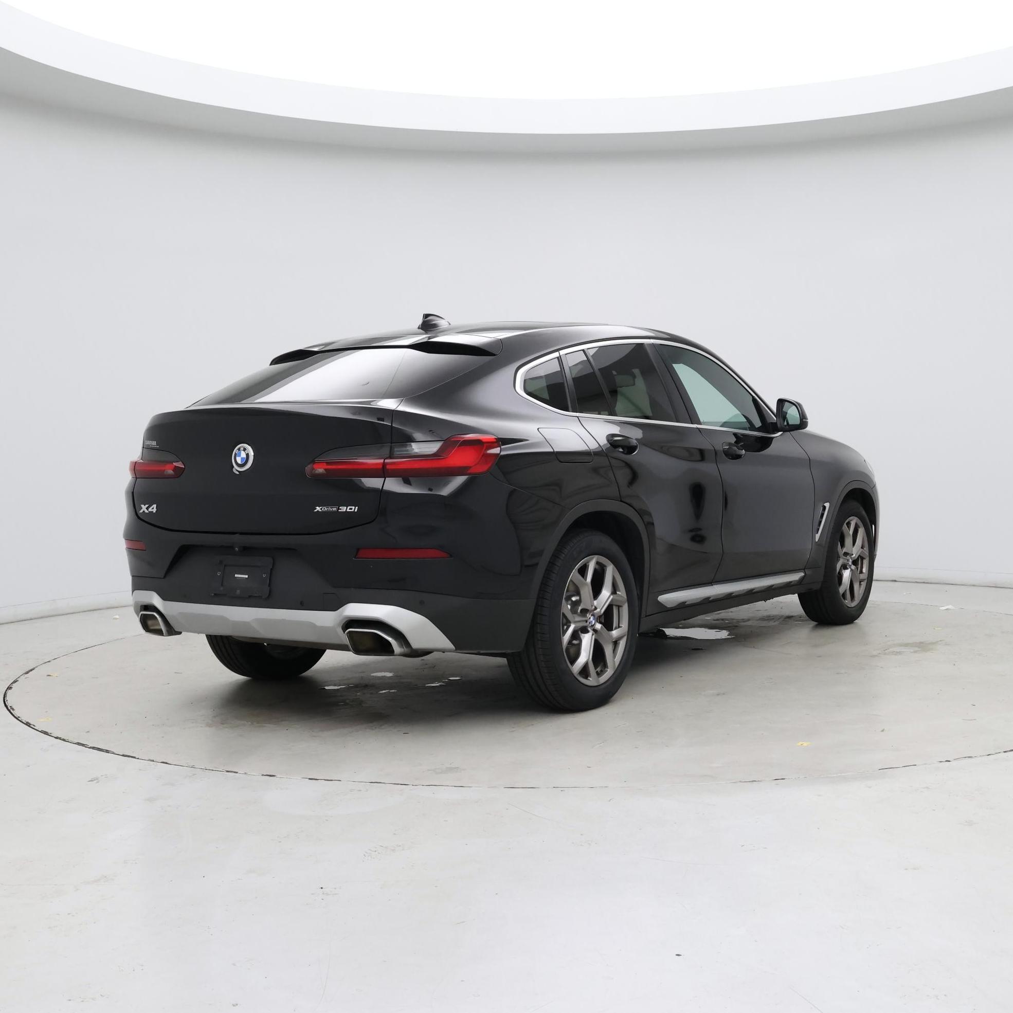 Thumbnail: 2022 BMW X4 - 8