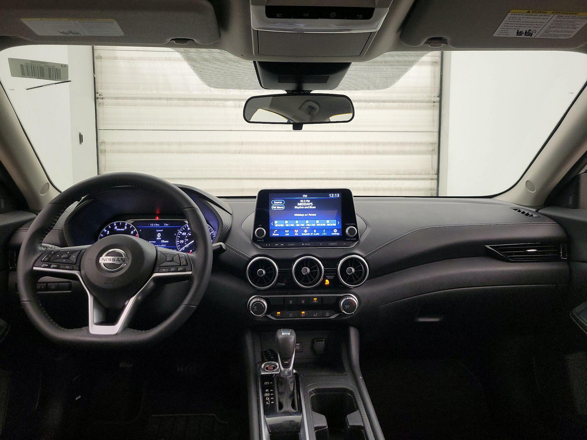 Thumbnail: 2022 Nissan Sentra - 9