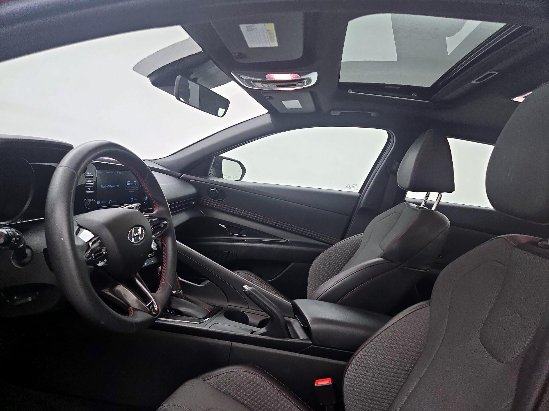Thumbnail: 2022 Hyundai Elantra - 19