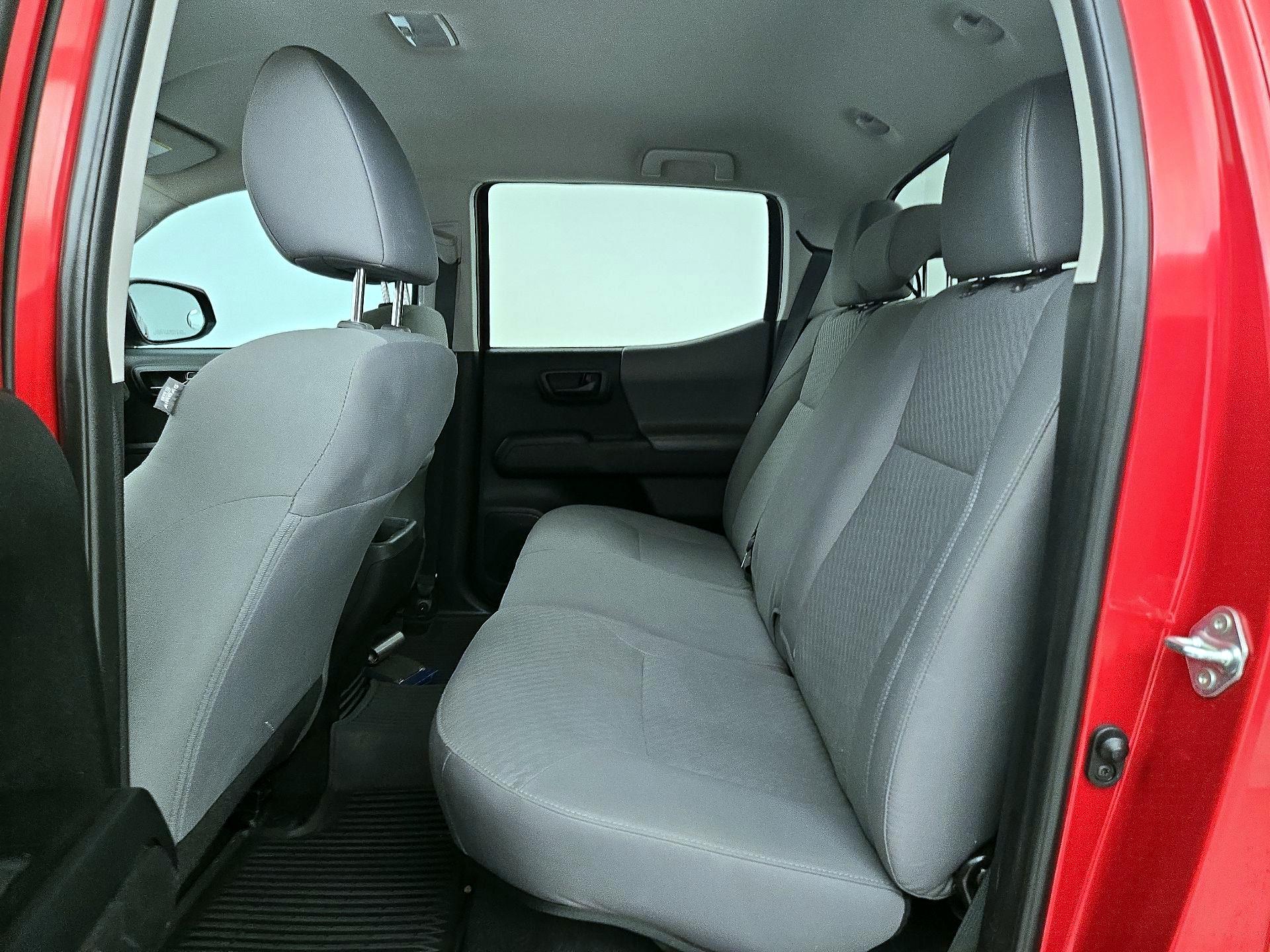 Thumbnail: 2021 Toyota Tacoma - 19