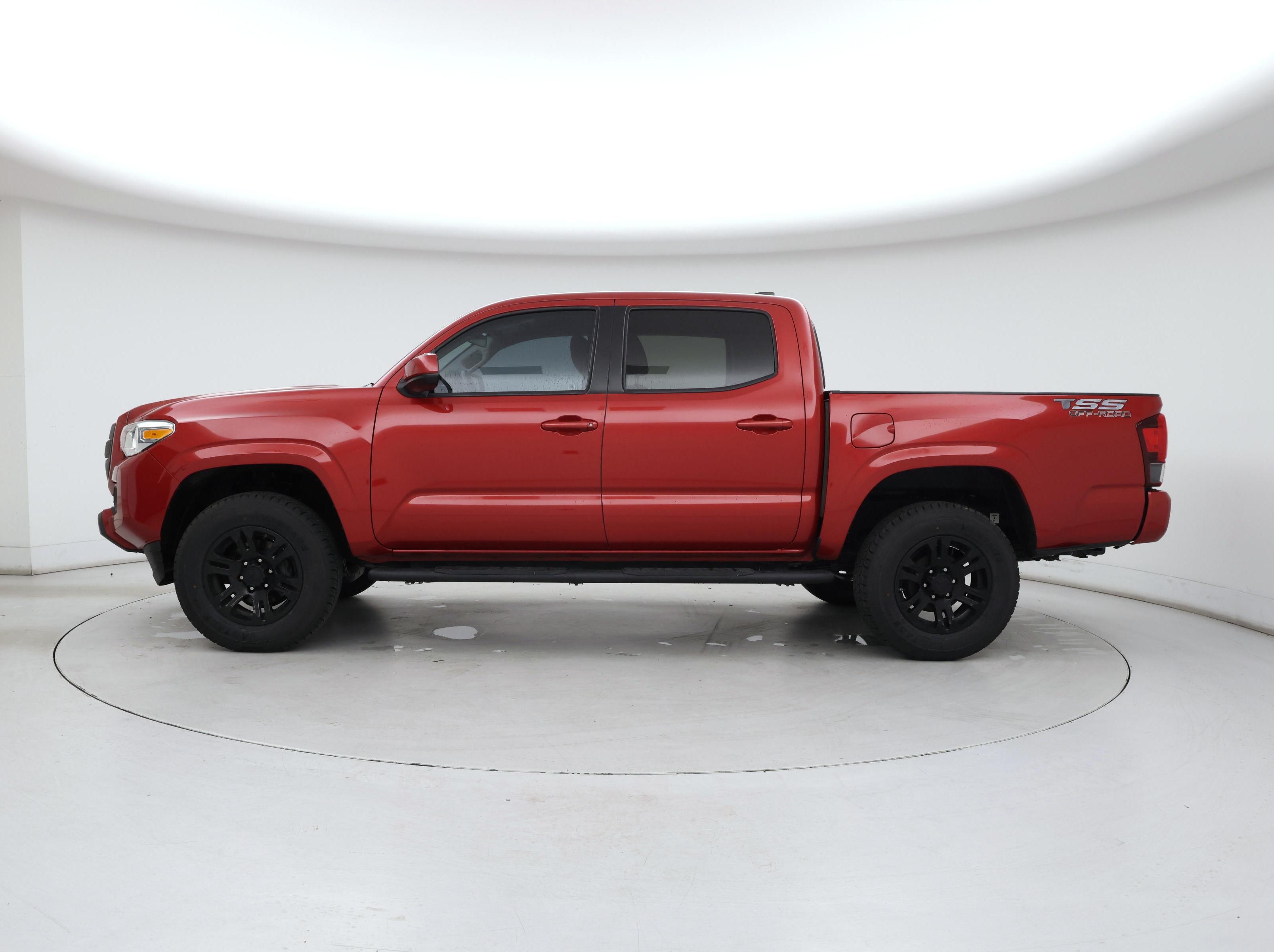 Thumbnail: 2021 Toyota Tacoma - 3
