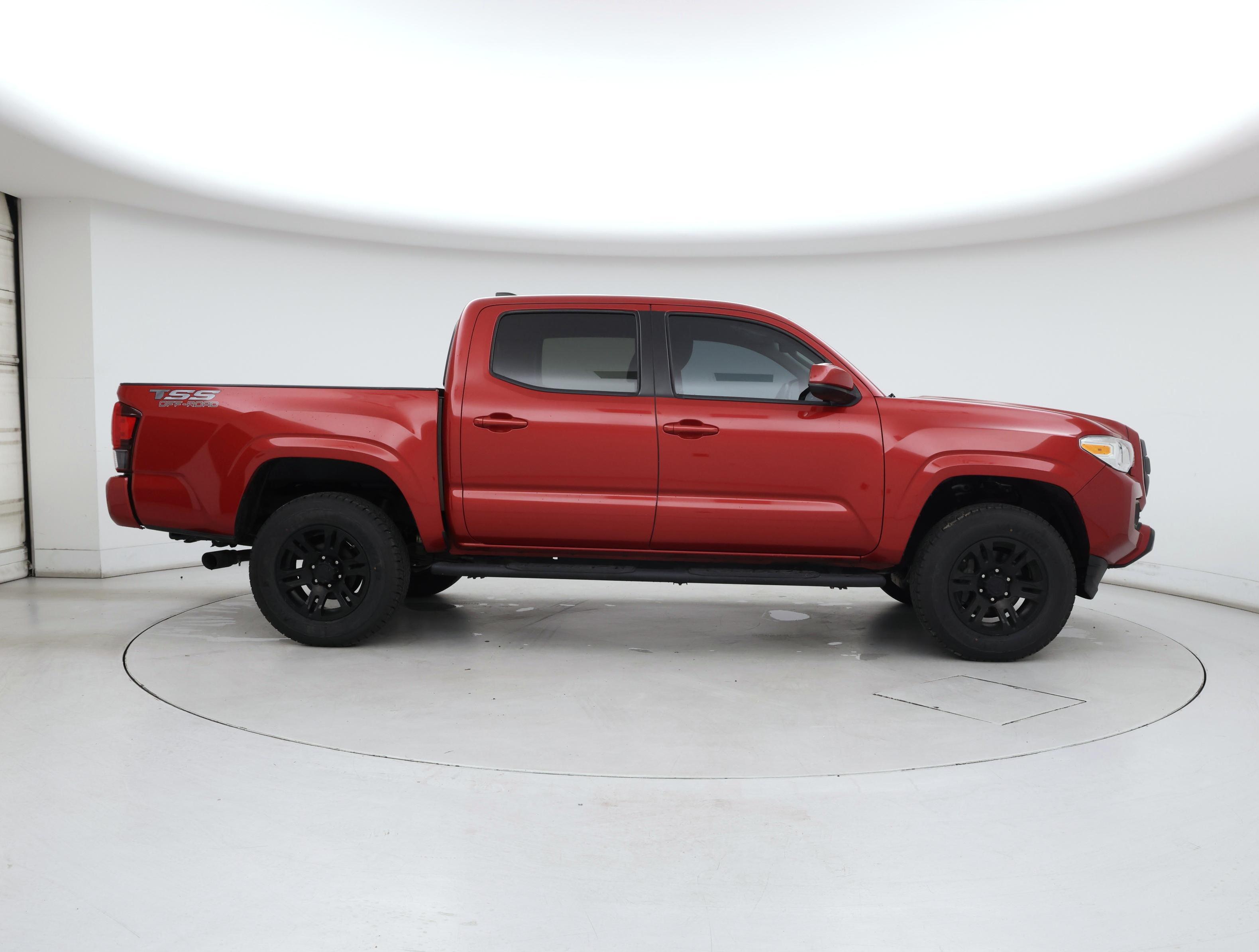 Thumbnail: 2021 Toyota Tacoma - 7