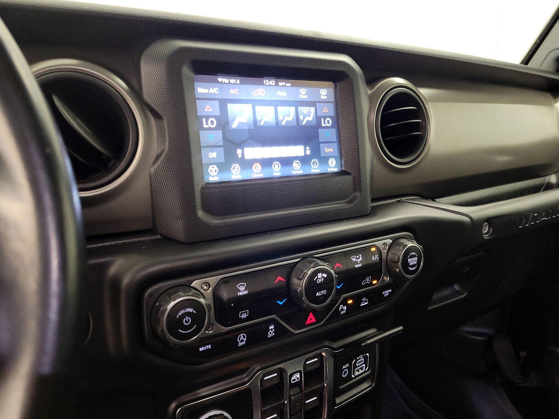 Thumbnail: 2021 Jeep Wrangler - 16