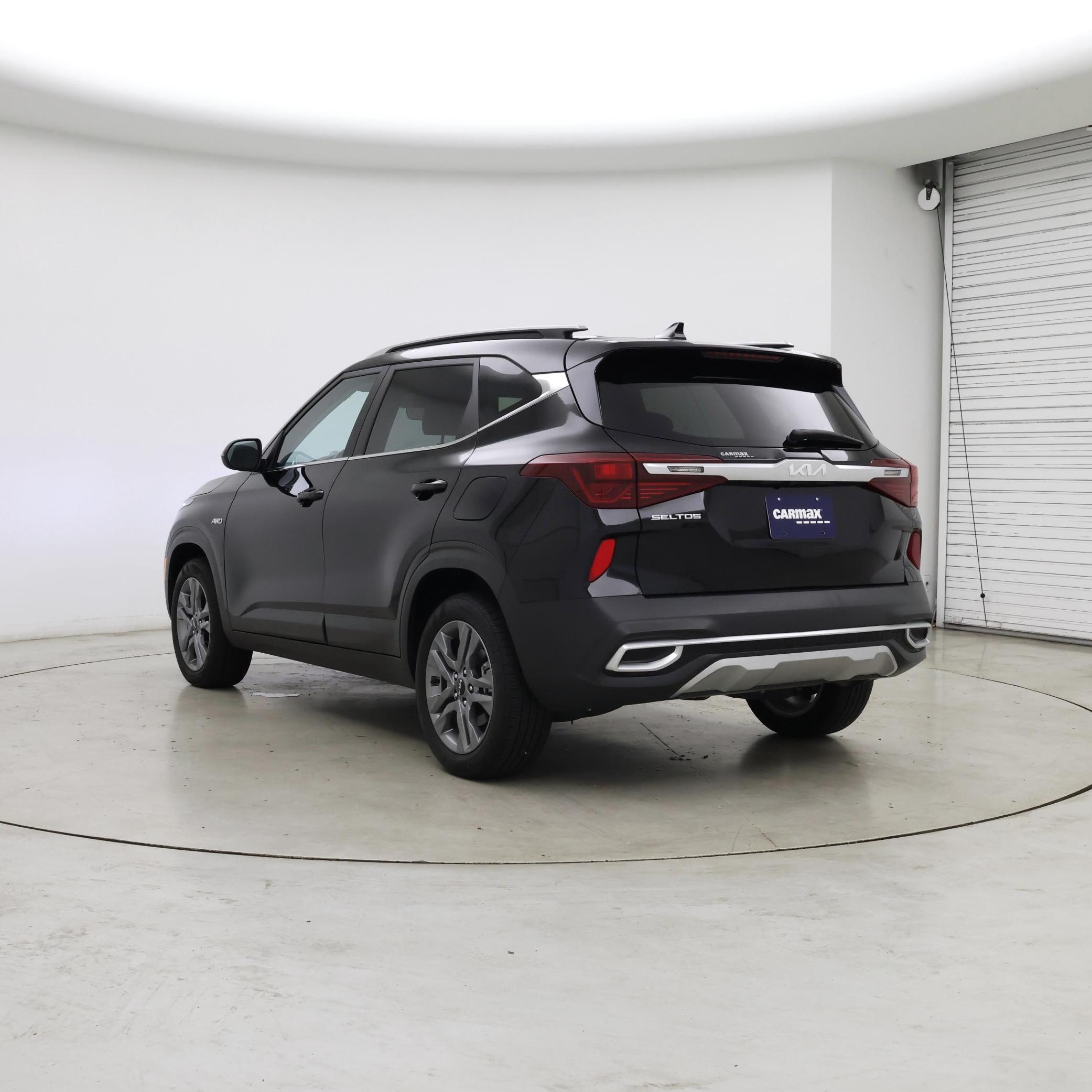 Thumbnail: 2023 Kia Seltos - 2