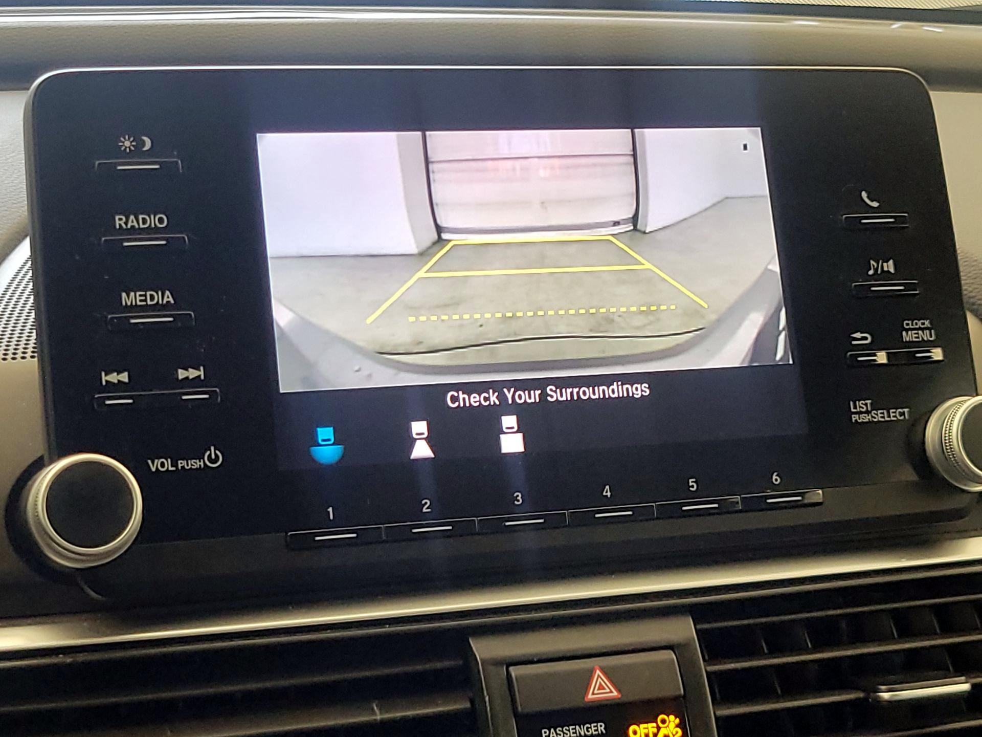 Thumbnail: 2018 Honda Accord - 14