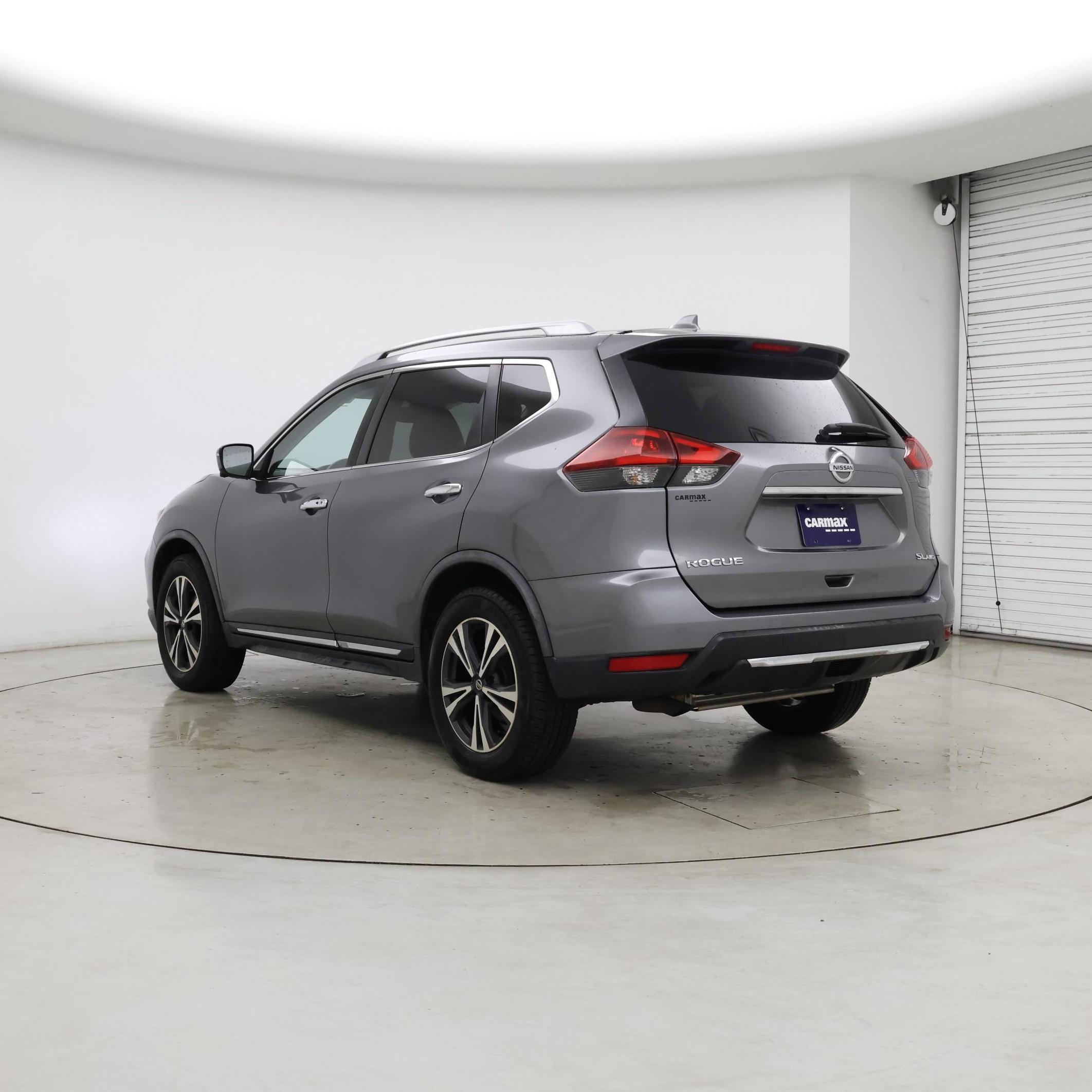 Thumbnail: 2018 Nissan Rogue - 2