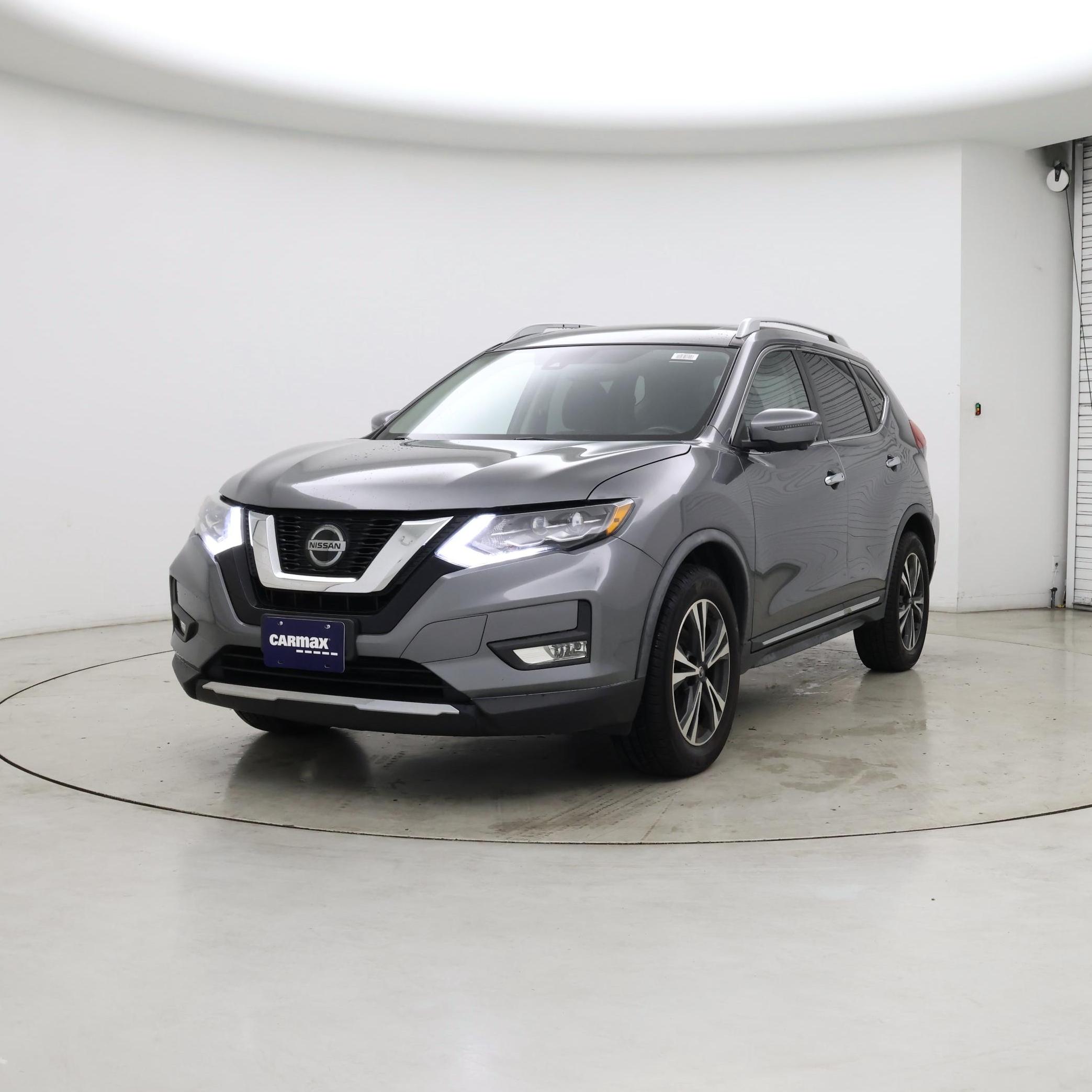 Thumbnail: 2018 Nissan Rogue - 4