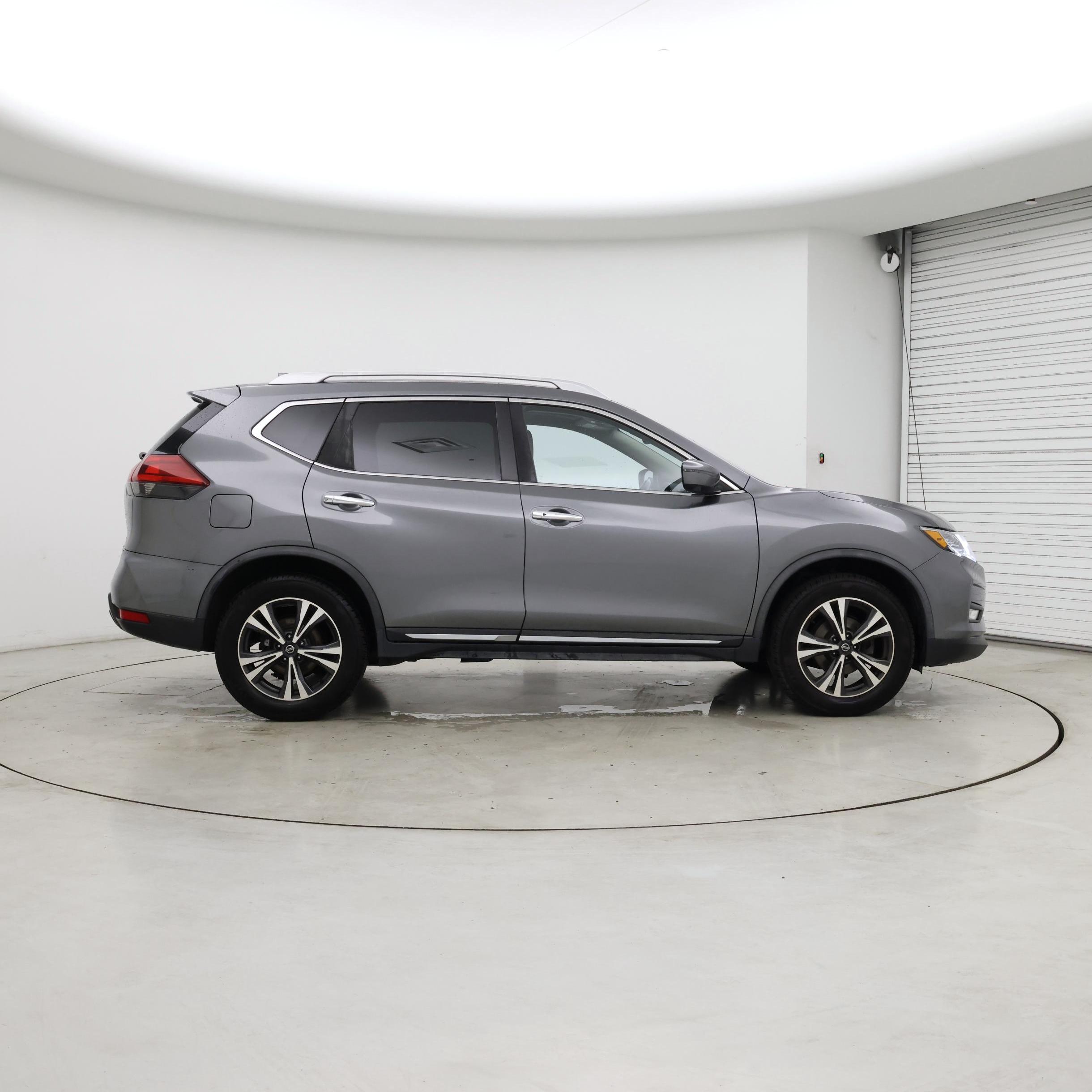 Thumbnail: 2018 Nissan Rogue - 7